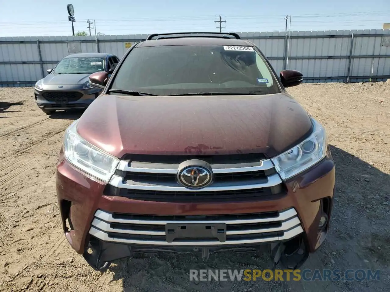 5 fotografías del automóvil dañado 5TDZZRFH0KS327965 TOYOTA HIGHLANDER 2019