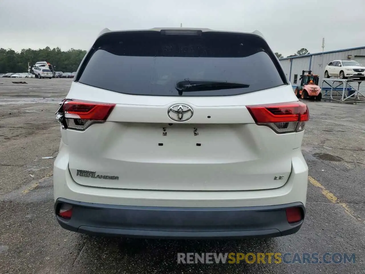 6 fotografías del automóvil dañado 5TDZZRFH0KS328307 TOYOTA HIGHLANDER 2019