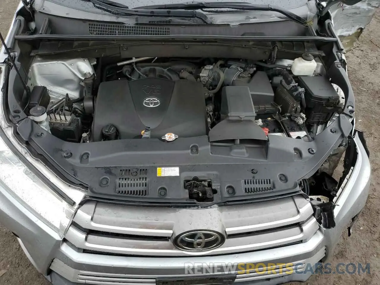 13 fotografías del automóvil dañado 5TDZZRFH0KS351764 TOYOTA HIGHLANDER 2019