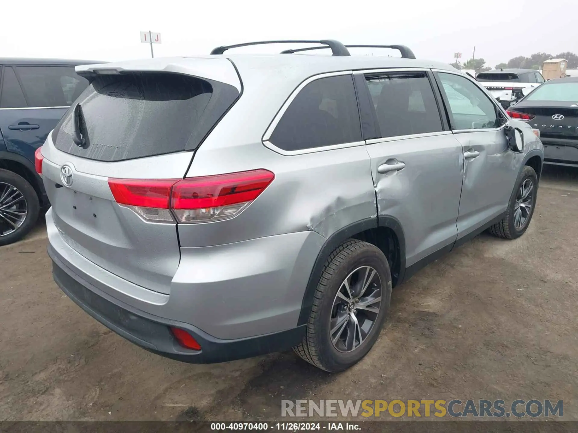 4 fotografías del automóvil dañado 5TDZZRFH0KS361985 TOYOTA HIGHLANDER 2019