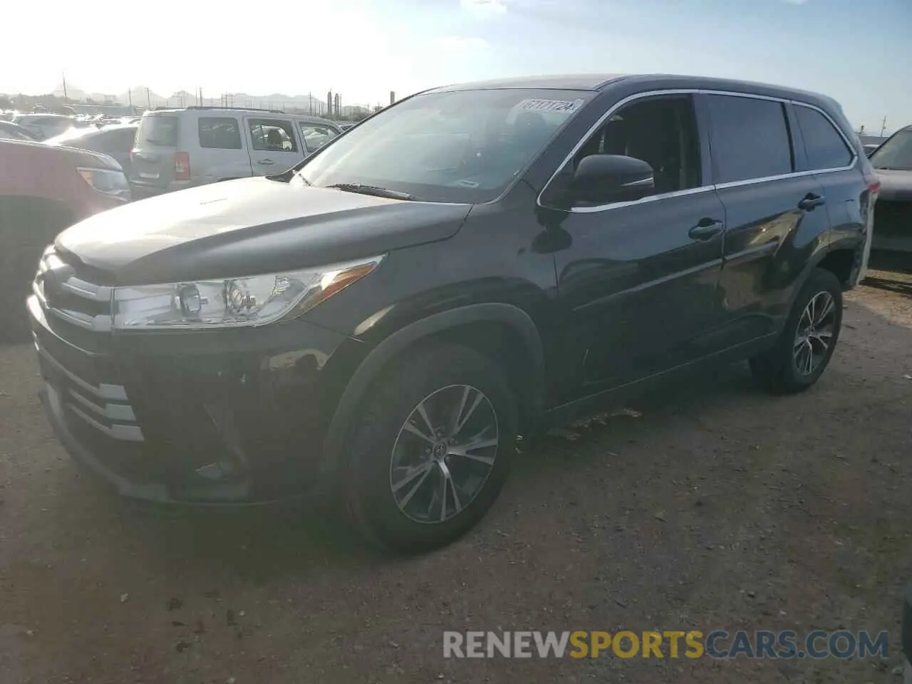 1 fotografías del automóvil dañado 5TDZZRFH1KS291963 TOYOTA HIGHLANDER 2019