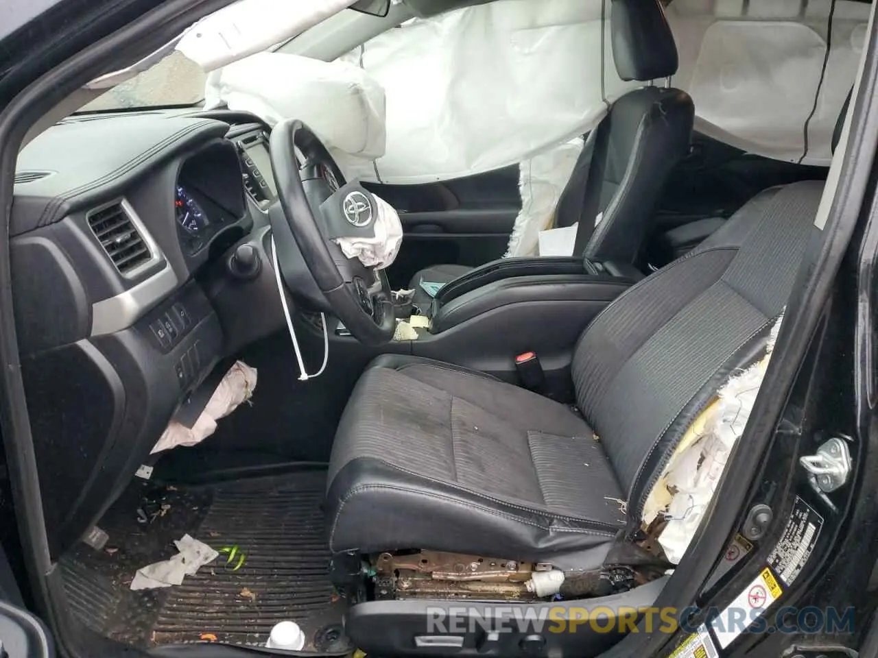 7 fotografías del automóvil dañado 5TDZZRFH1KS301259 TOYOTA HIGHLANDER 2019