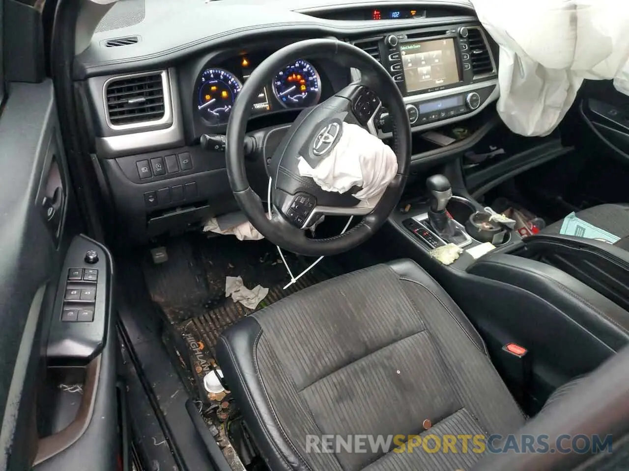 8 fotografías del automóvil dañado 5TDZZRFH1KS301259 TOYOTA HIGHLANDER 2019