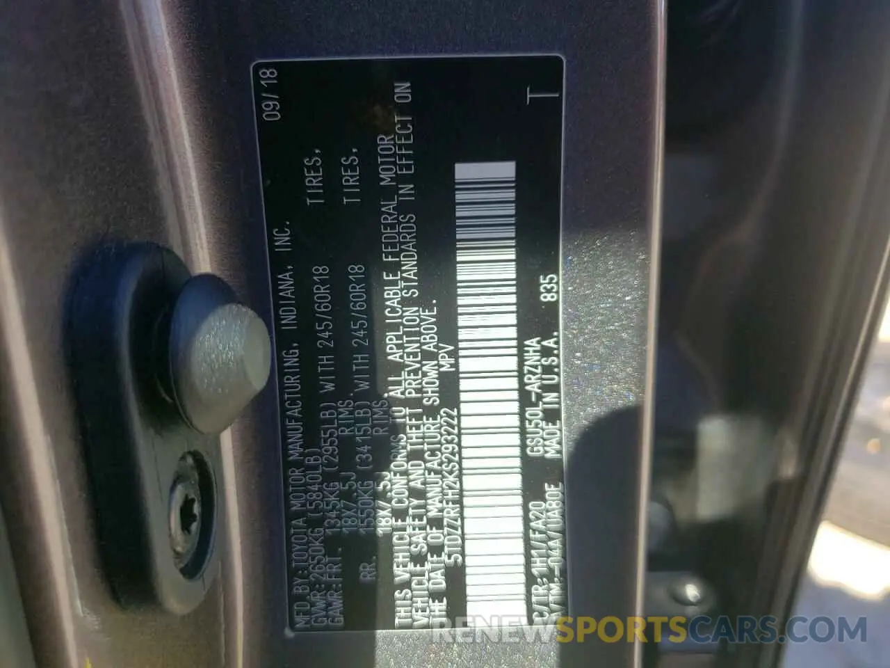 10 fotografías del automóvil dañado 5TDZZRFH2KS293222 TOYOTA HIGHLANDER 2019