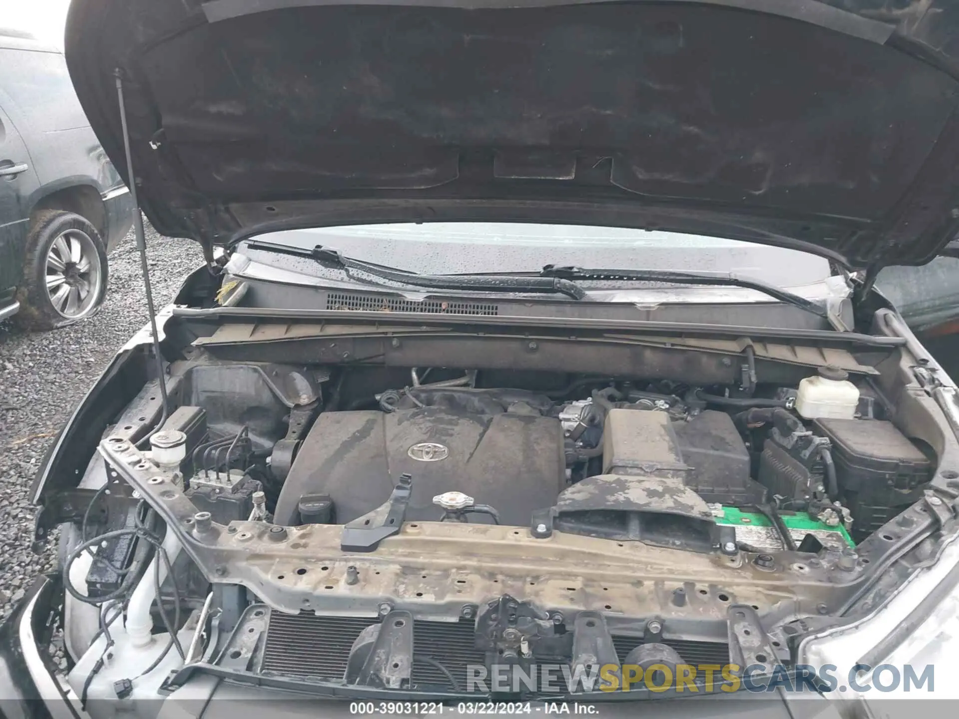 10 fotografías del automóvil dañado 5TDZZRFH4KS293755 TOYOTA HIGHLANDER 2019