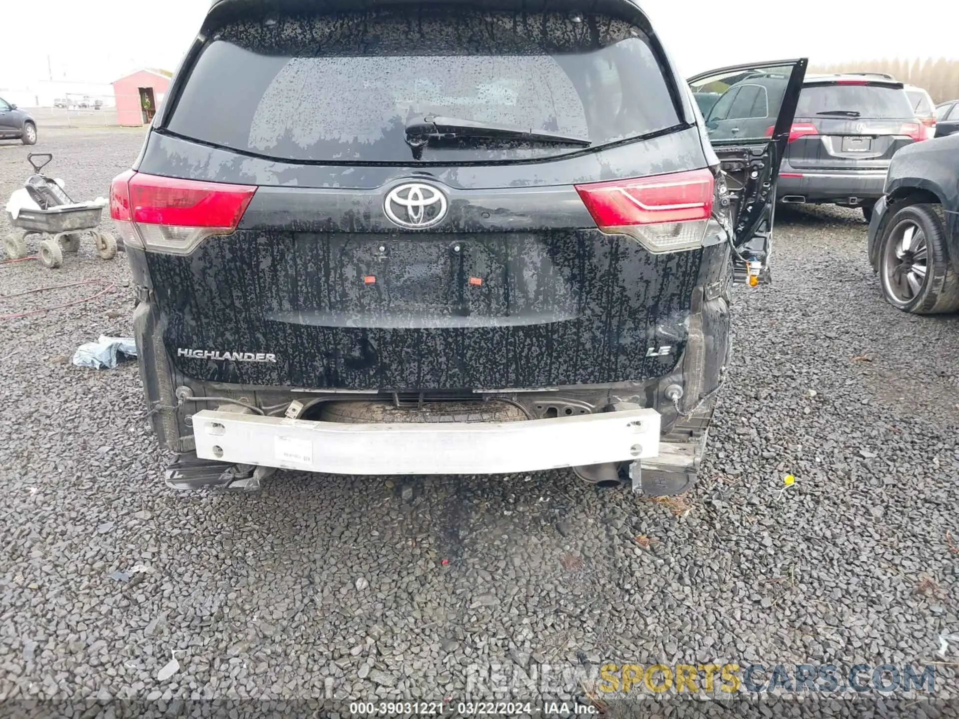 18 fotografías del automóvil dañado 5TDZZRFH4KS293755 TOYOTA HIGHLANDER 2019