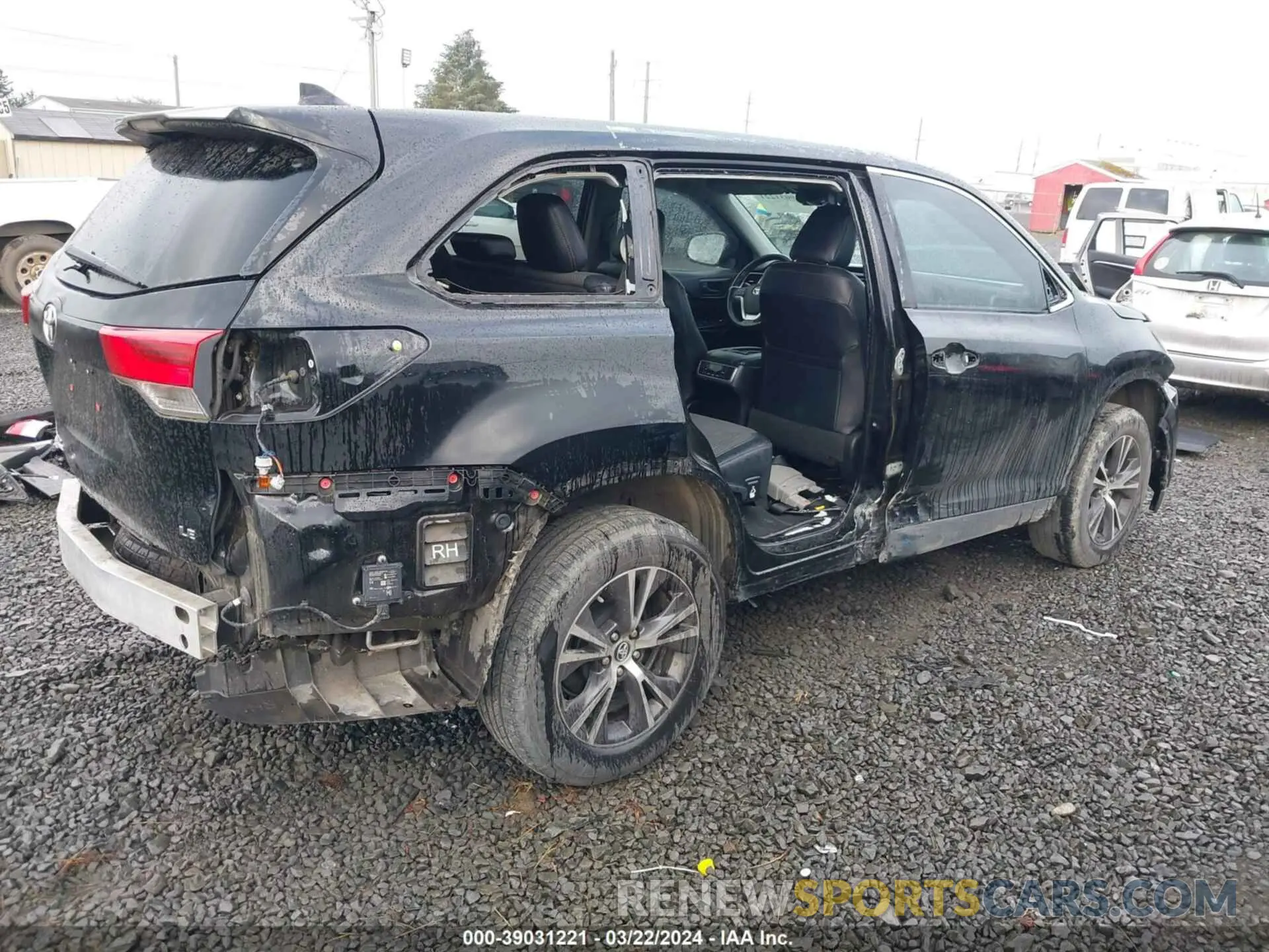 4 fotografías del automóvil dañado 5TDZZRFH4KS293755 TOYOTA HIGHLANDER 2019