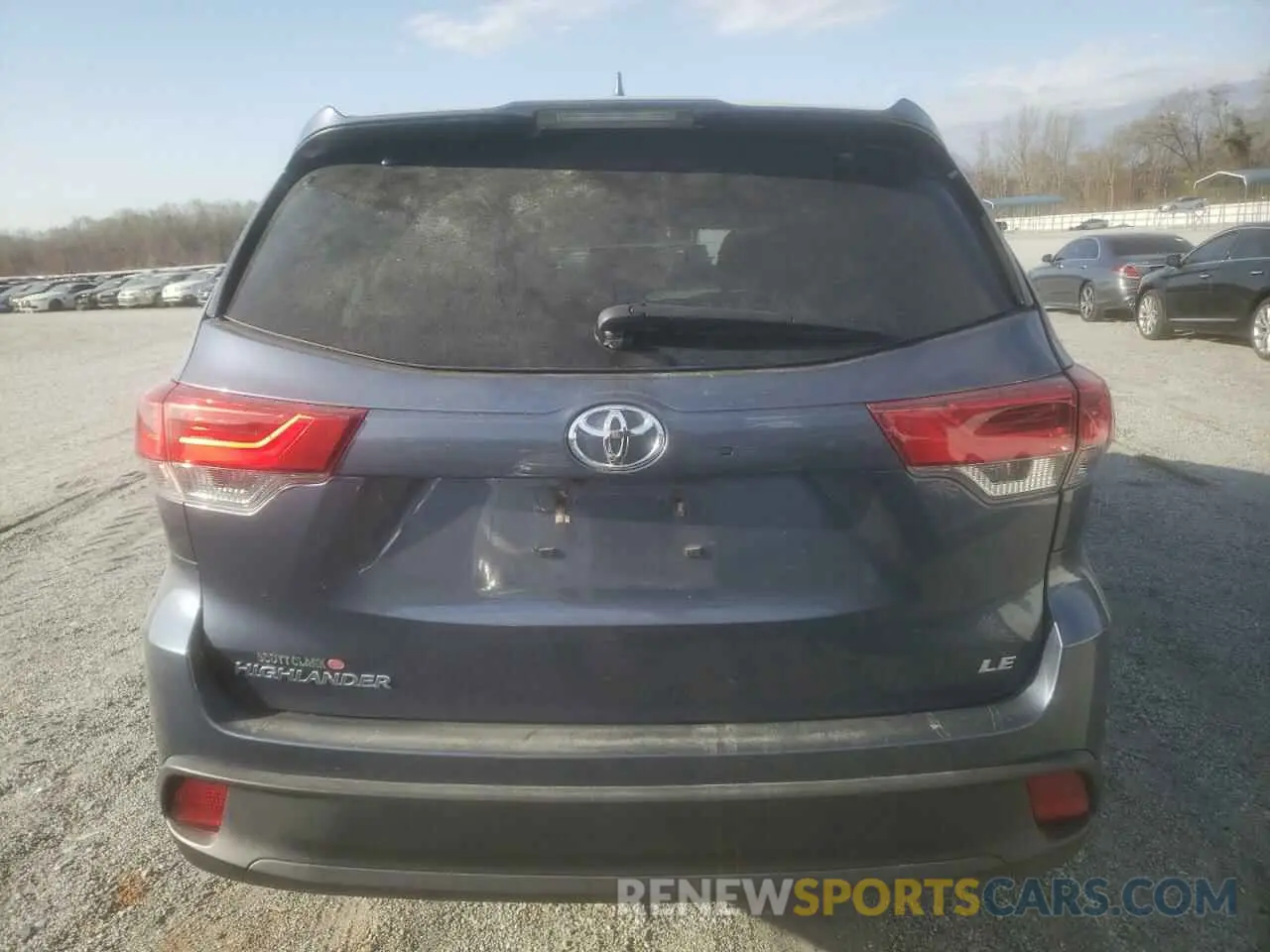 6 fotografías del automóvil dañado 5TDZZRFH4KS306536 TOYOTA HIGHLANDER 2019