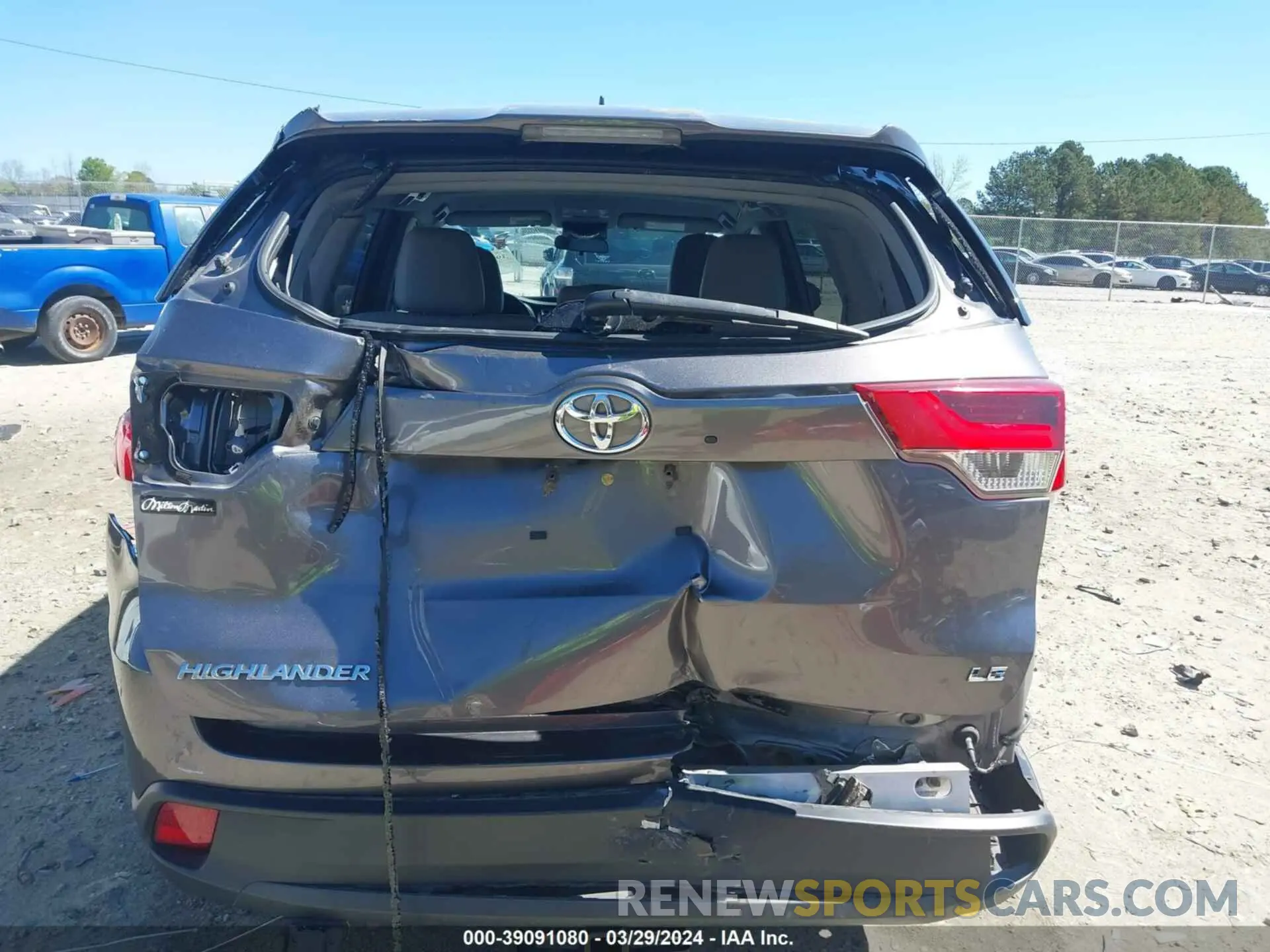 16 fotografías del automóvil dañado 5TDZZRFH4KS336359 TOYOTA HIGHLANDER 2019