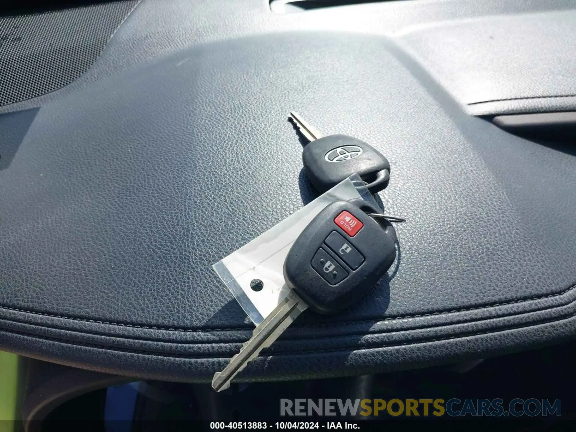 11 fotografías del automóvil dañado 5TDZZRFH5KS289553 TOYOTA HIGHLANDER 2019