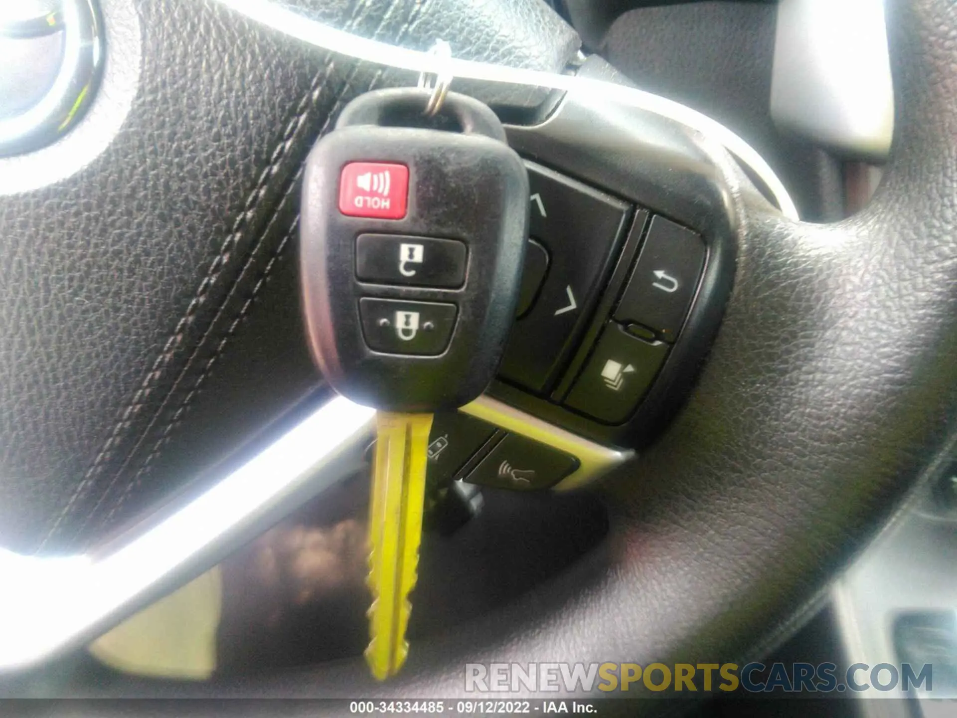 11 fotografías del automóvil dañado 5TDZZRFH5KS299211 TOYOTA HIGHLANDER 2019