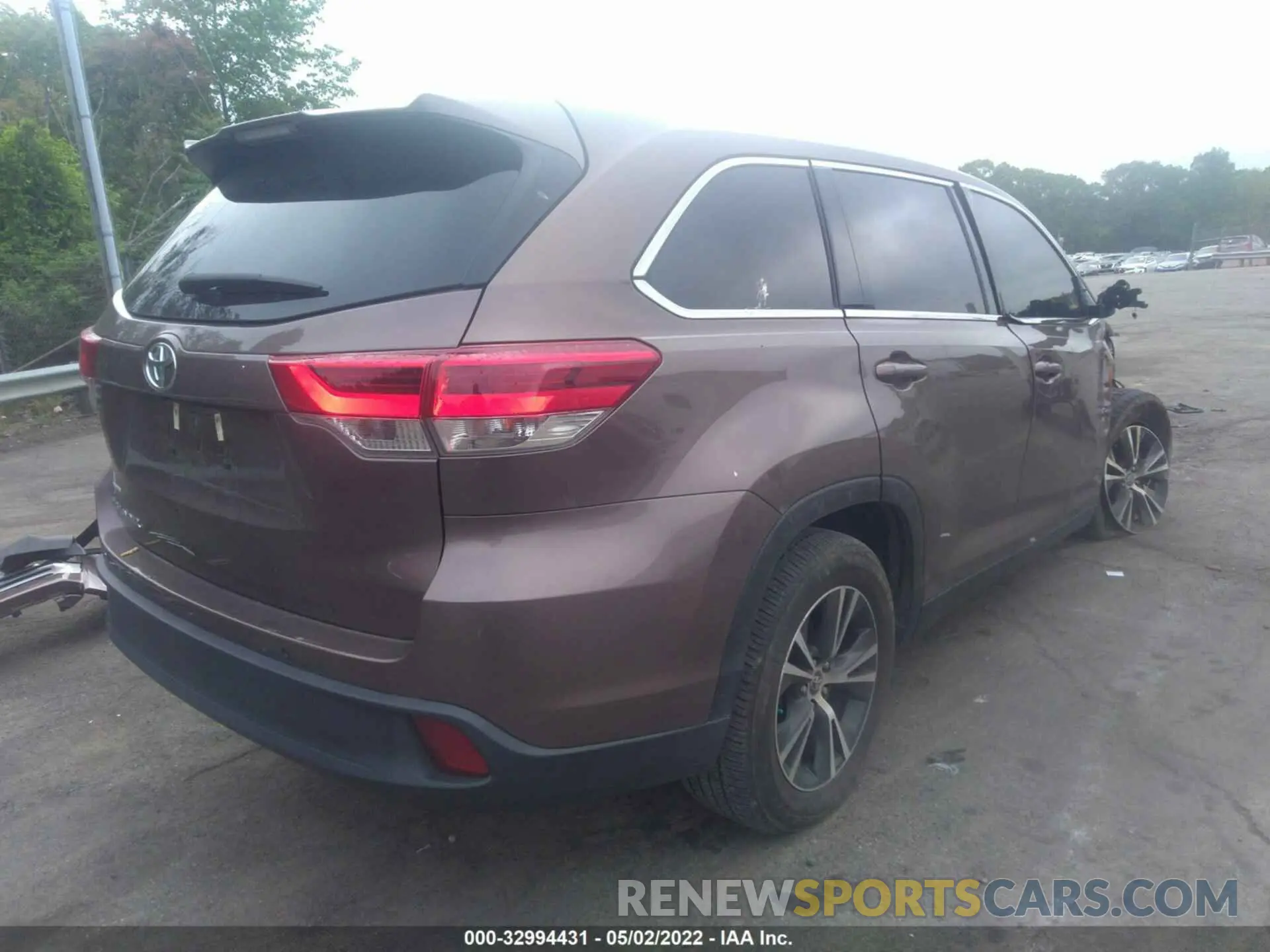4 fotografías del automóvil dañado 5TDZZRFH5KS308344 TOYOTA HIGHLANDER 2019