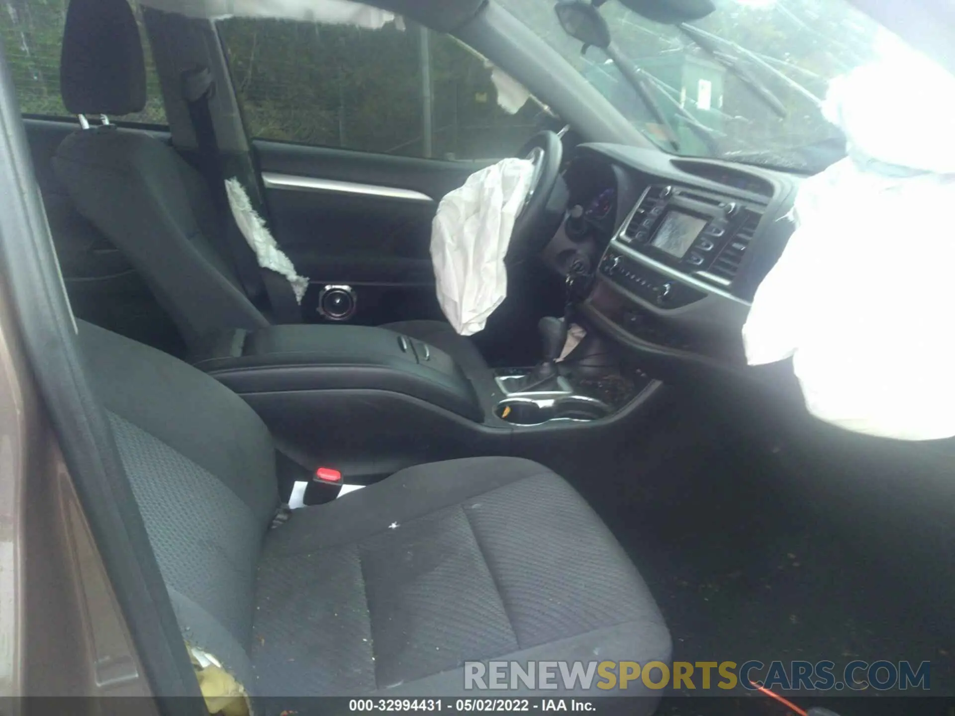 5 fotografías del automóvil dañado 5TDZZRFH5KS308344 TOYOTA HIGHLANDER 2019