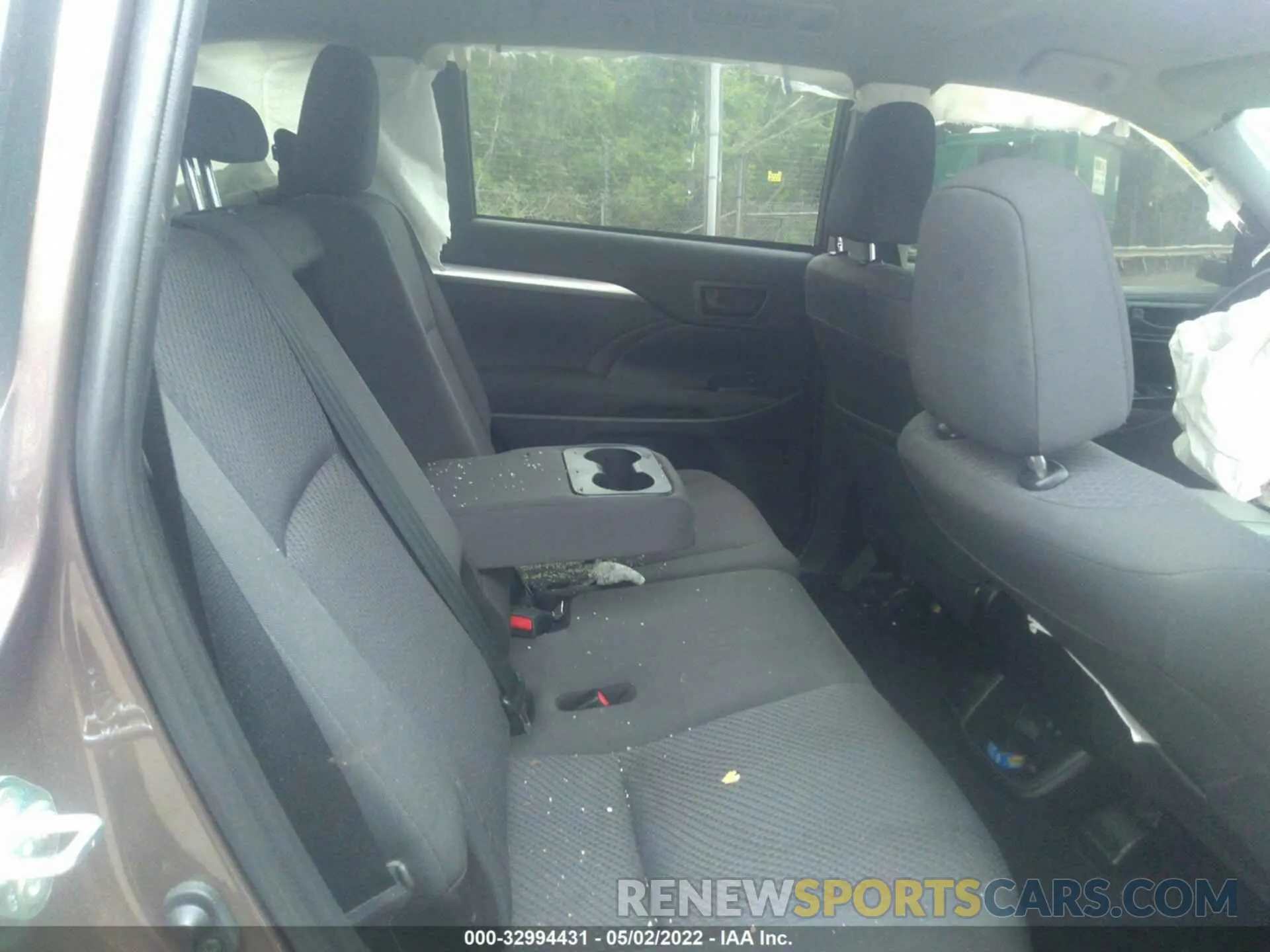8 fotografías del automóvil dañado 5TDZZRFH5KS308344 TOYOTA HIGHLANDER 2019