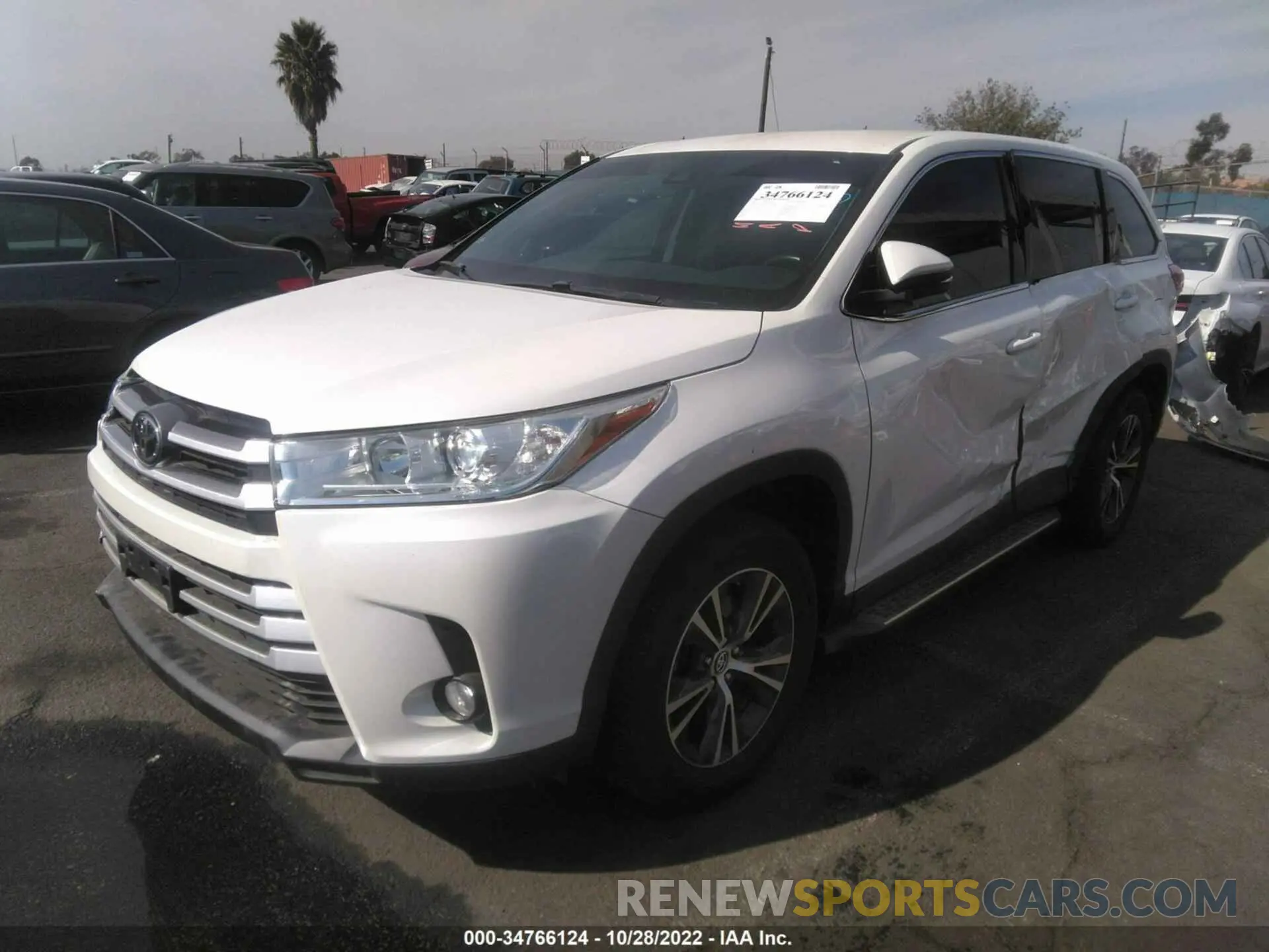 2 fotografías del automóvil dañado 5TDZZRFH5KS343675 TOYOTA HIGHLANDER 2019