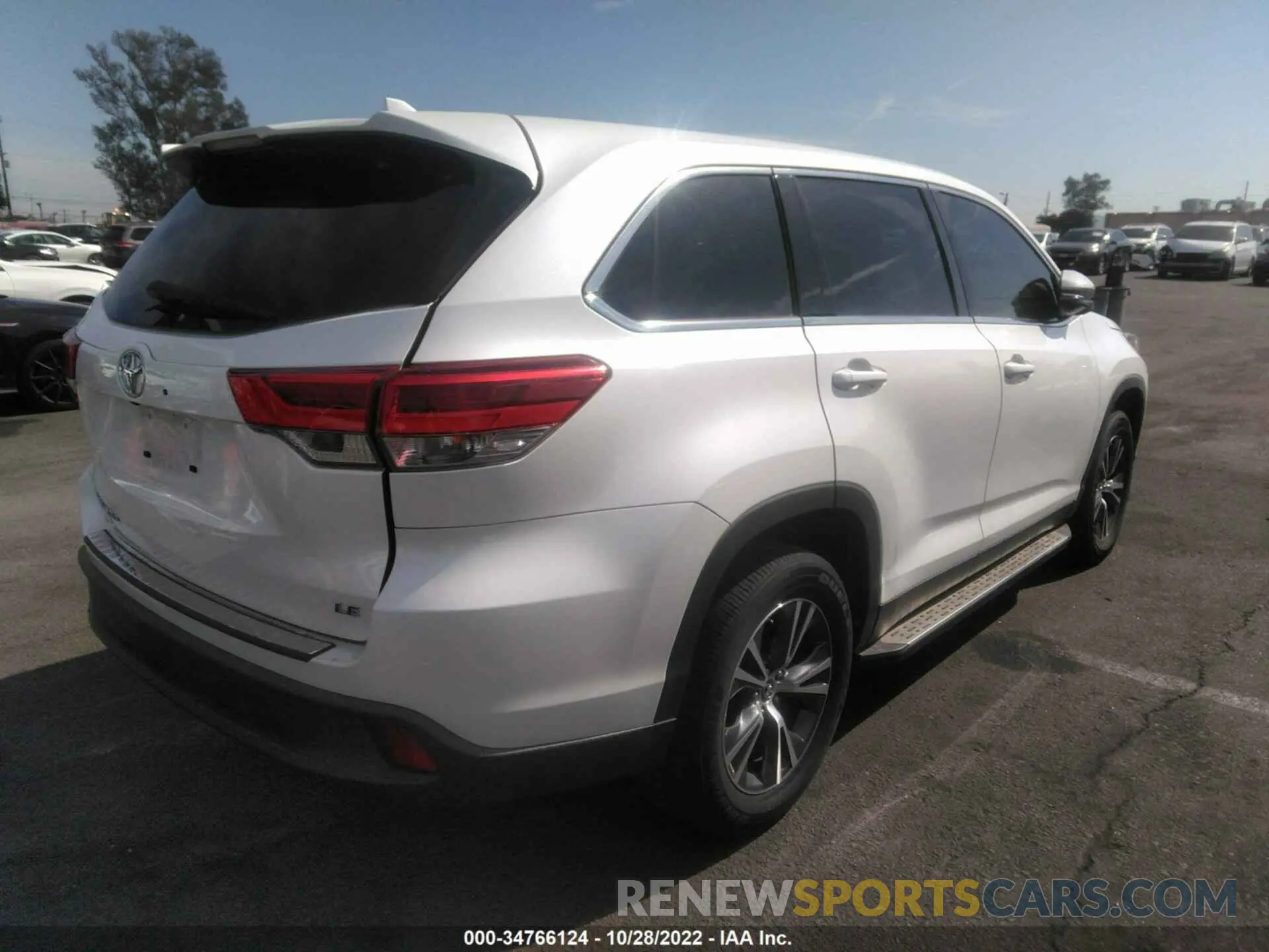 4 fotografías del automóvil dañado 5TDZZRFH5KS343675 TOYOTA HIGHLANDER 2019