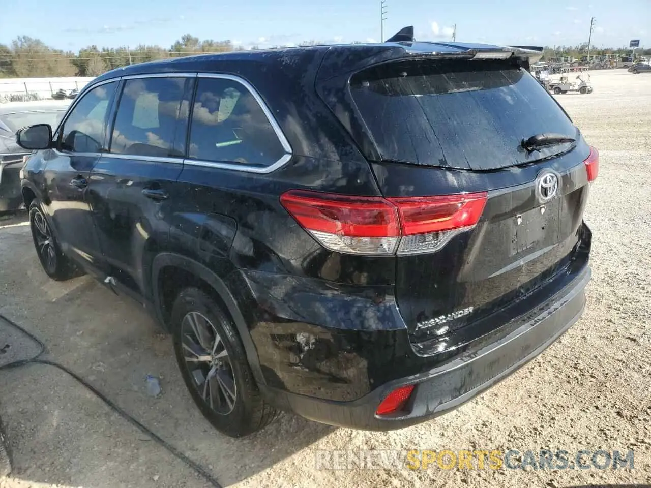 2 fotografías del automóvil dañado 5TDZZRFH5KS351162 TOYOTA HIGHLANDER 2019
