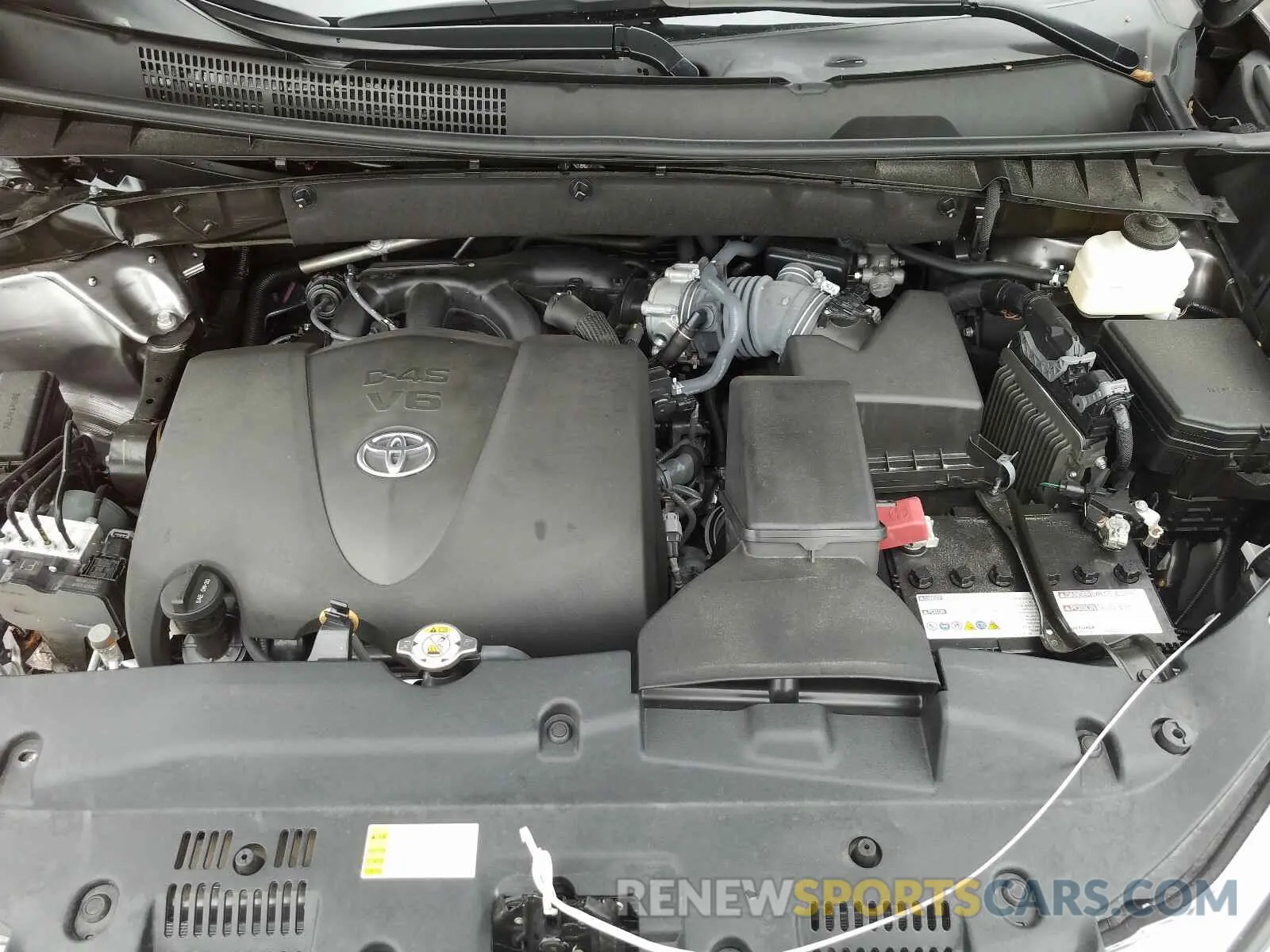 7 fotografías del automóvil dañado 5TDZZRFH5KS360802 TOYOTA HIGHLANDER 2019