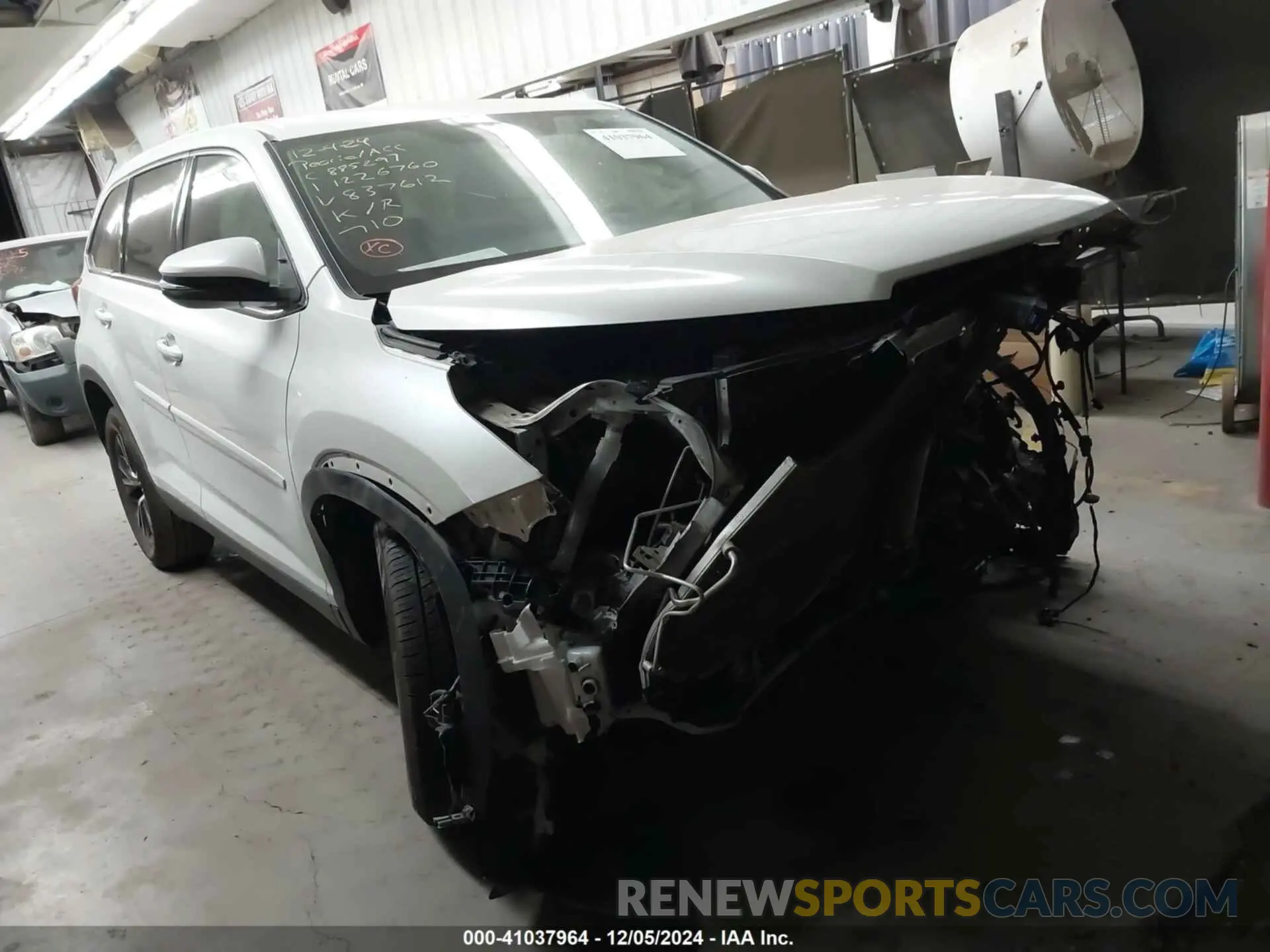 1 fotografías del automóvil dañado 5TDZZRFH5KS362629 TOYOTA HIGHLANDER 2019