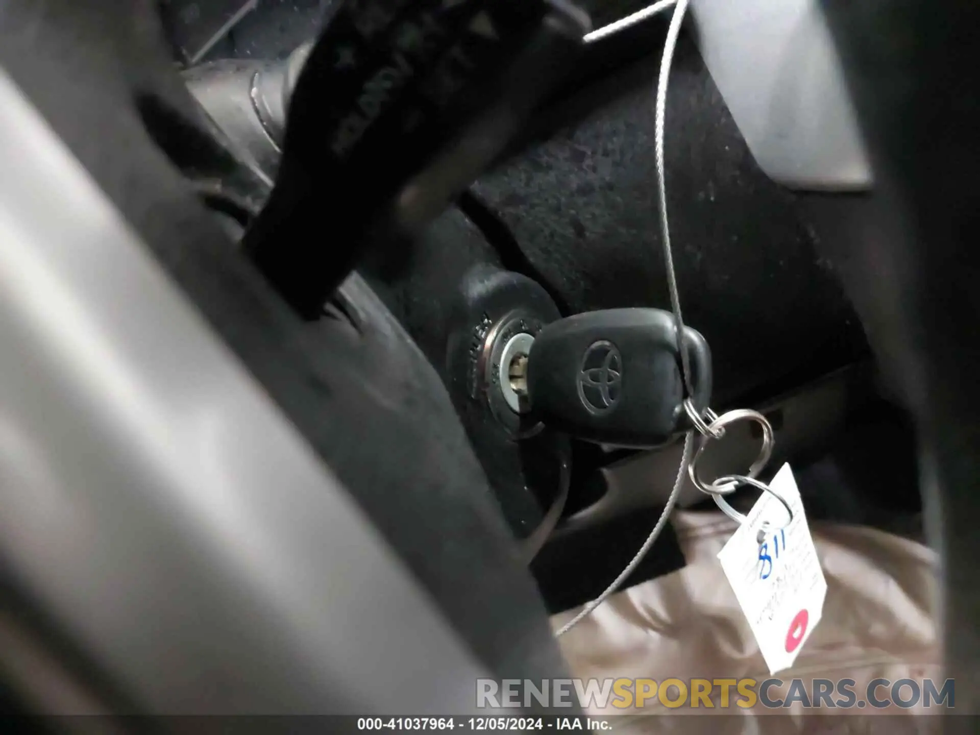 11 fotografías del automóvil dañado 5TDZZRFH5KS362629 TOYOTA HIGHLANDER 2019