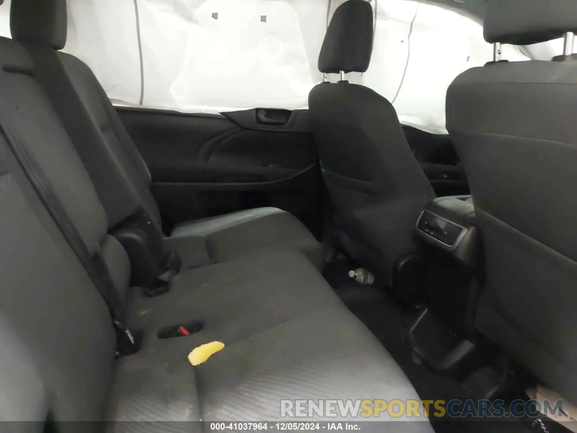 8 fotografías del automóvil dañado 5TDZZRFH5KS362629 TOYOTA HIGHLANDER 2019