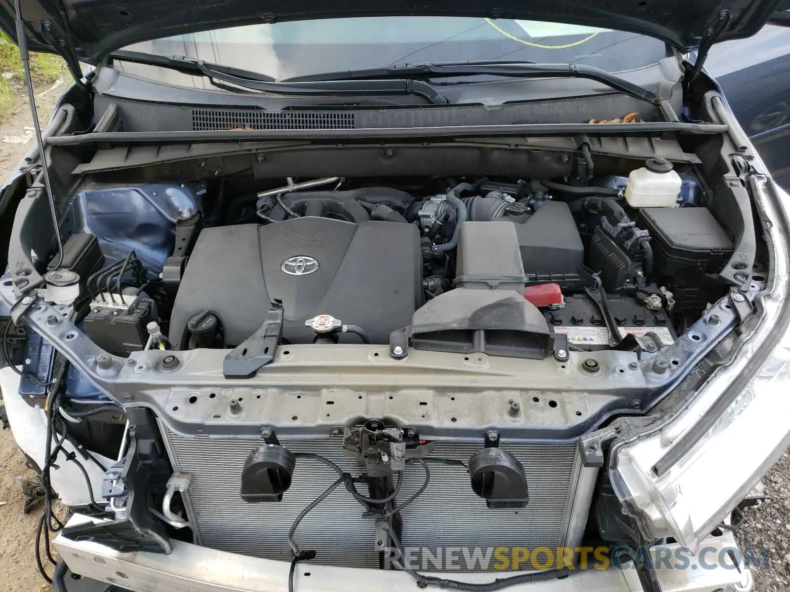7 fotografías del automóvil dañado 5TDZZRFH6KS368455 TOYOTA HIGHLANDER 2019