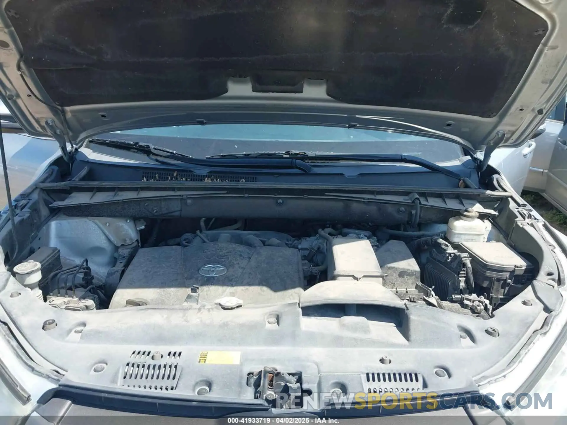 10 fotografías del automóvil dañado 5TDZZRFH7KS311410 TOYOTA HIGHLANDER 2019
