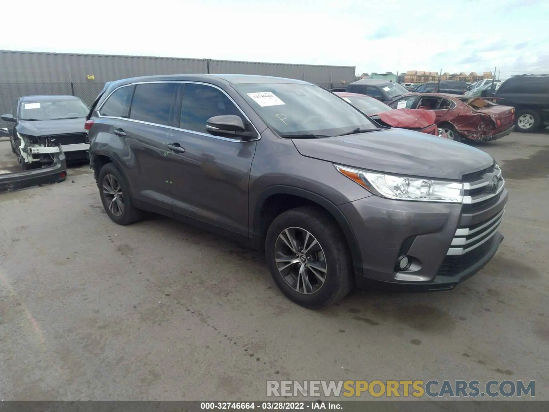 1 fotografías del automóvil dañado 5TDZZRFH8KS289949 TOYOTA HIGHLANDER 2019