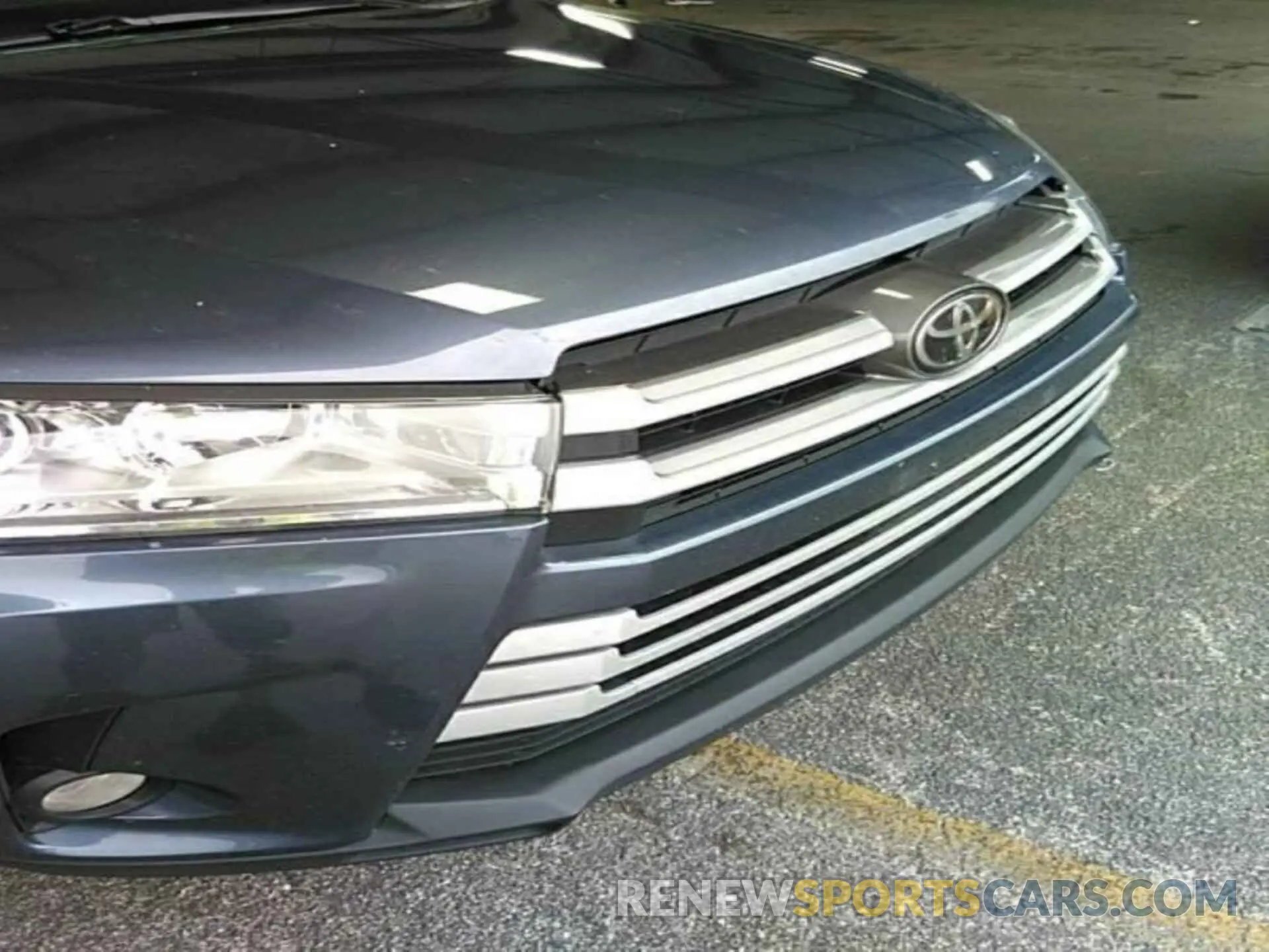 5 fotografías del automóvil dañado 5TDZZRFH8KS293838 TOYOTA HIGHLANDER 2019