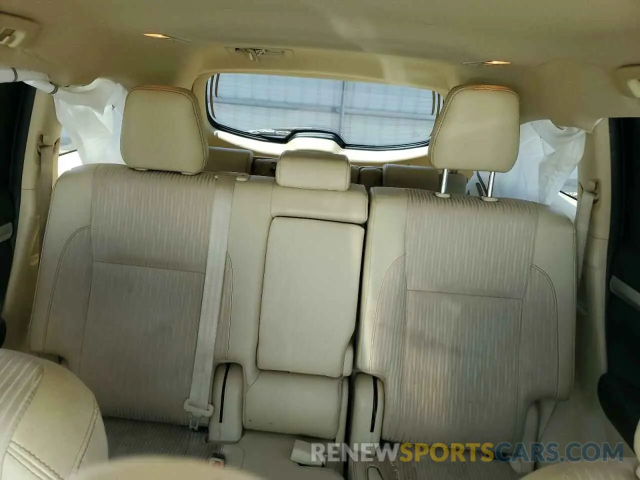 10 fotografías del automóvil dañado 5TDZZRFH9KS301705 TOYOTA HIGHLANDER 2019