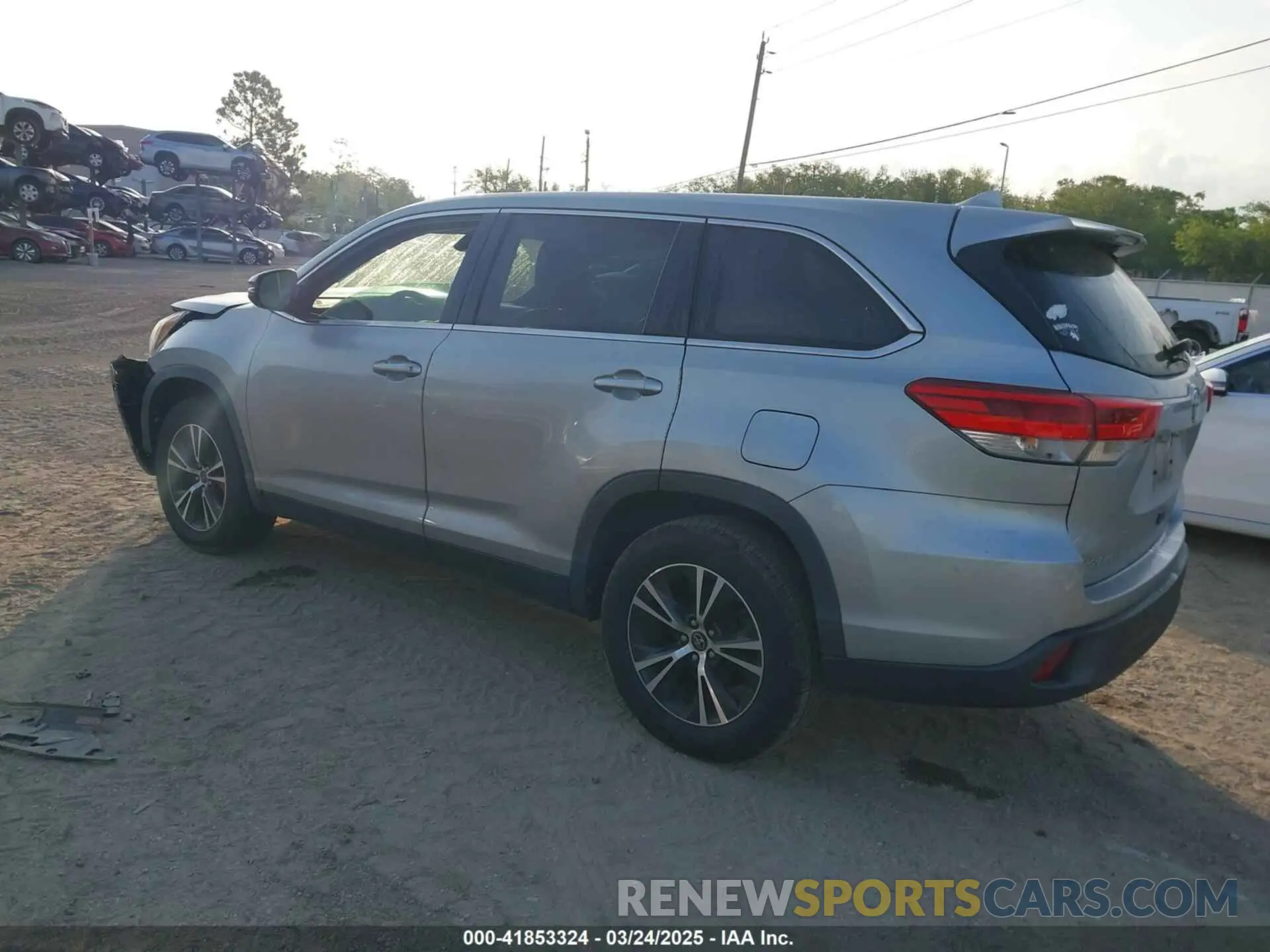 3 fotografías del automóvil dañado 5TDZZRFH9KS345333 TOYOTA HIGHLANDER 2019