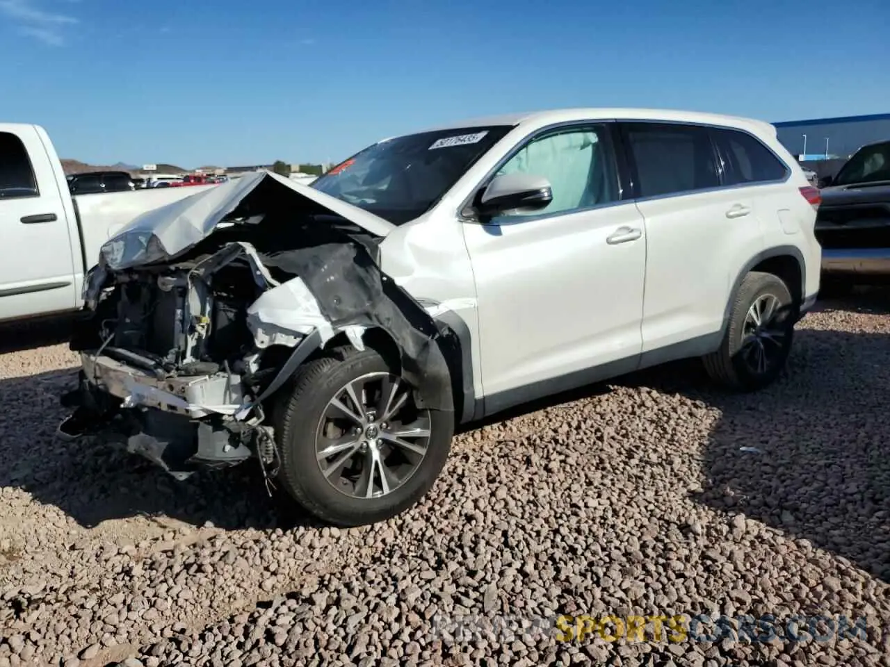 1 fotografías del automóvil dañado 5TDZZRFHXKS303690 TOYOTA HIGHLANDER 2019