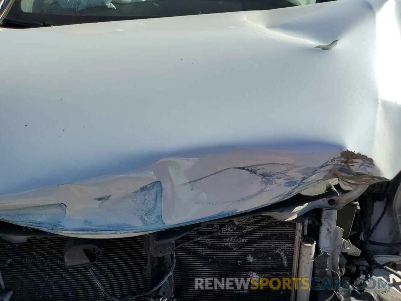 12 fotografías del automóvil dañado 5TDZZRFHXKS303690 TOYOTA HIGHLANDER 2019