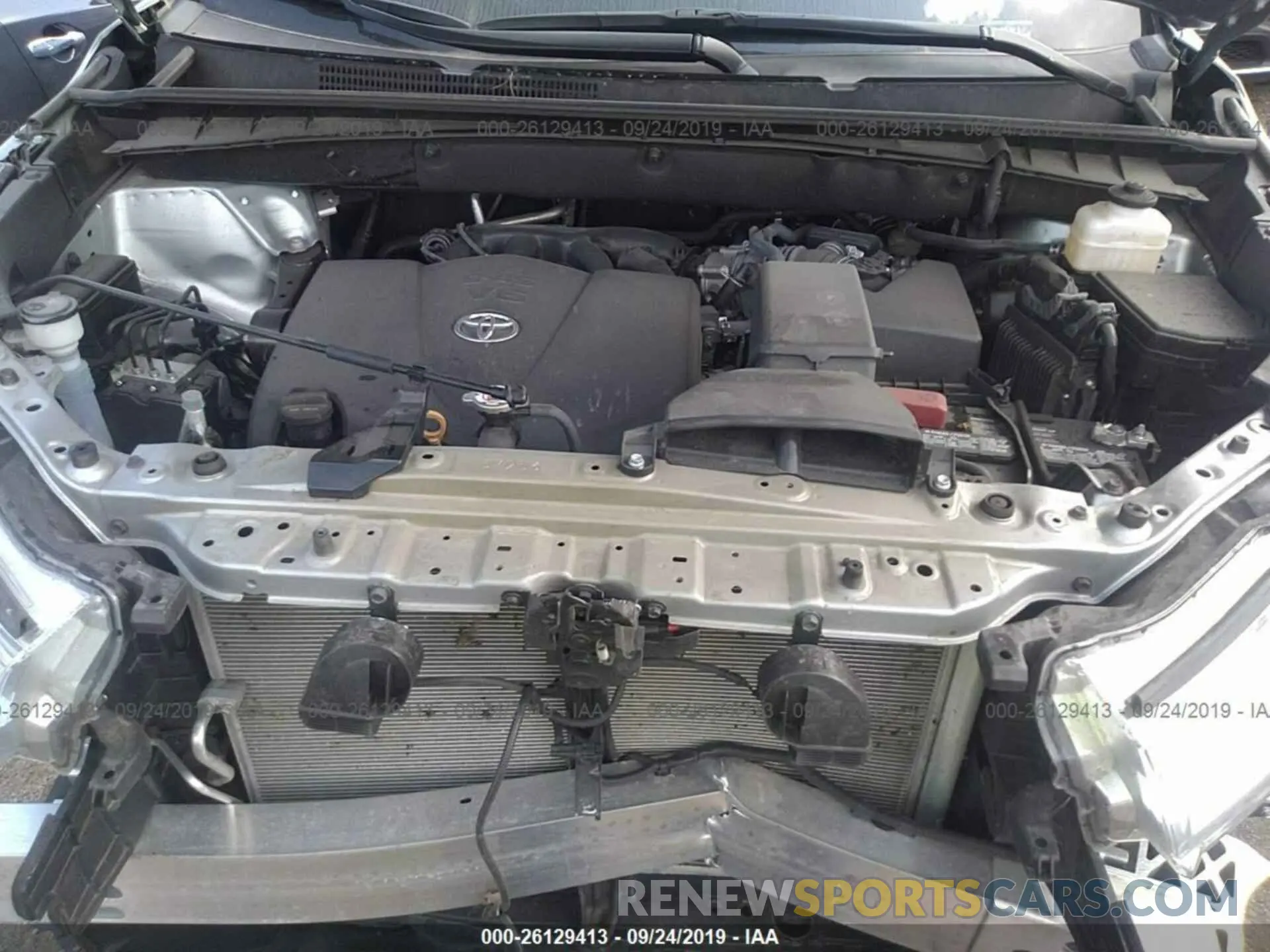10 fotografías del automóvil dañado 5TDZZRFHXKS309828 TOYOTA HIGHLANDER 2019