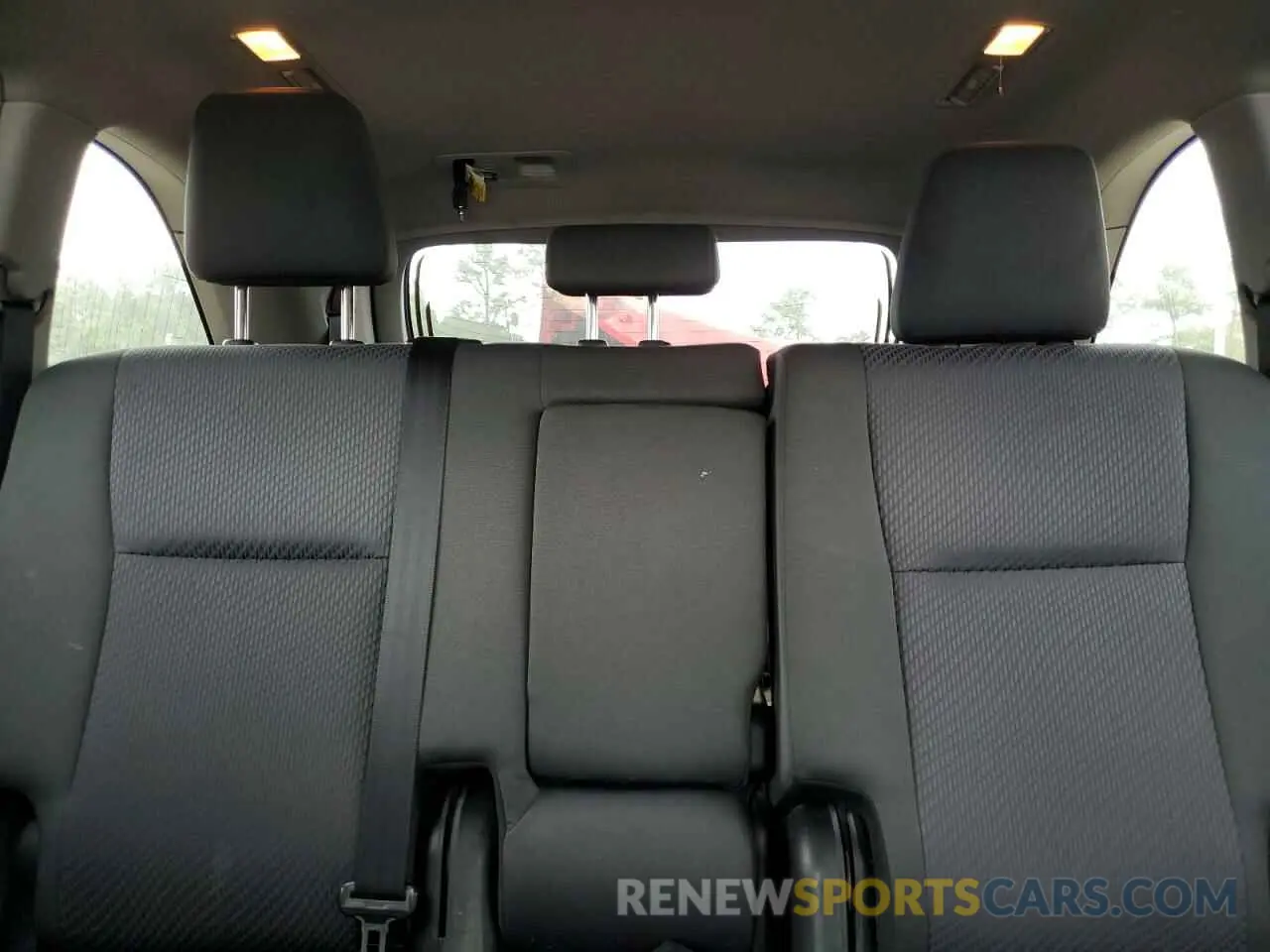 10 fotografías del automóvil dañado 5TDZZRFHXKS340075 TOYOTA HIGHLANDER 2019