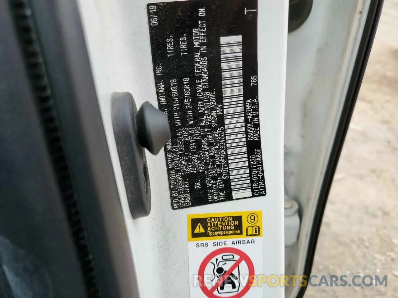 13 fotografías del automóvil dañado 5TDZZRFHXKS340075 TOYOTA HIGHLANDER 2019