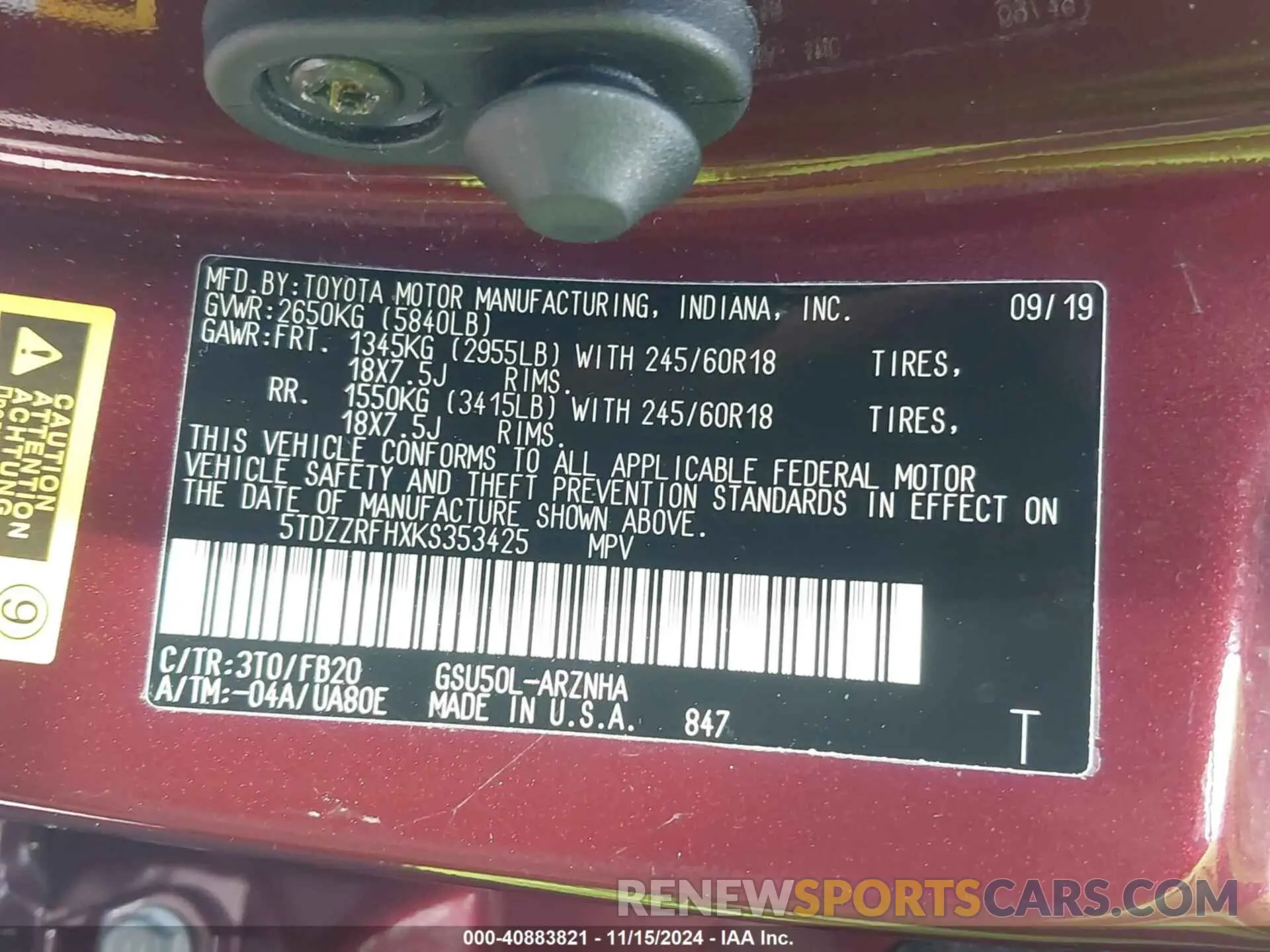 9 fotografías del automóvil dañado 5TDZZRFHXKS353425 TOYOTA HIGHLANDER 2019