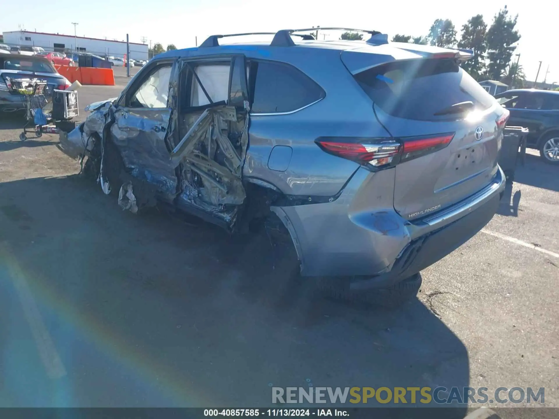 3 fotografías del automóvil dañado 5TDBBRCH3LS004425 TOYOTA HIGHLANDER 2020