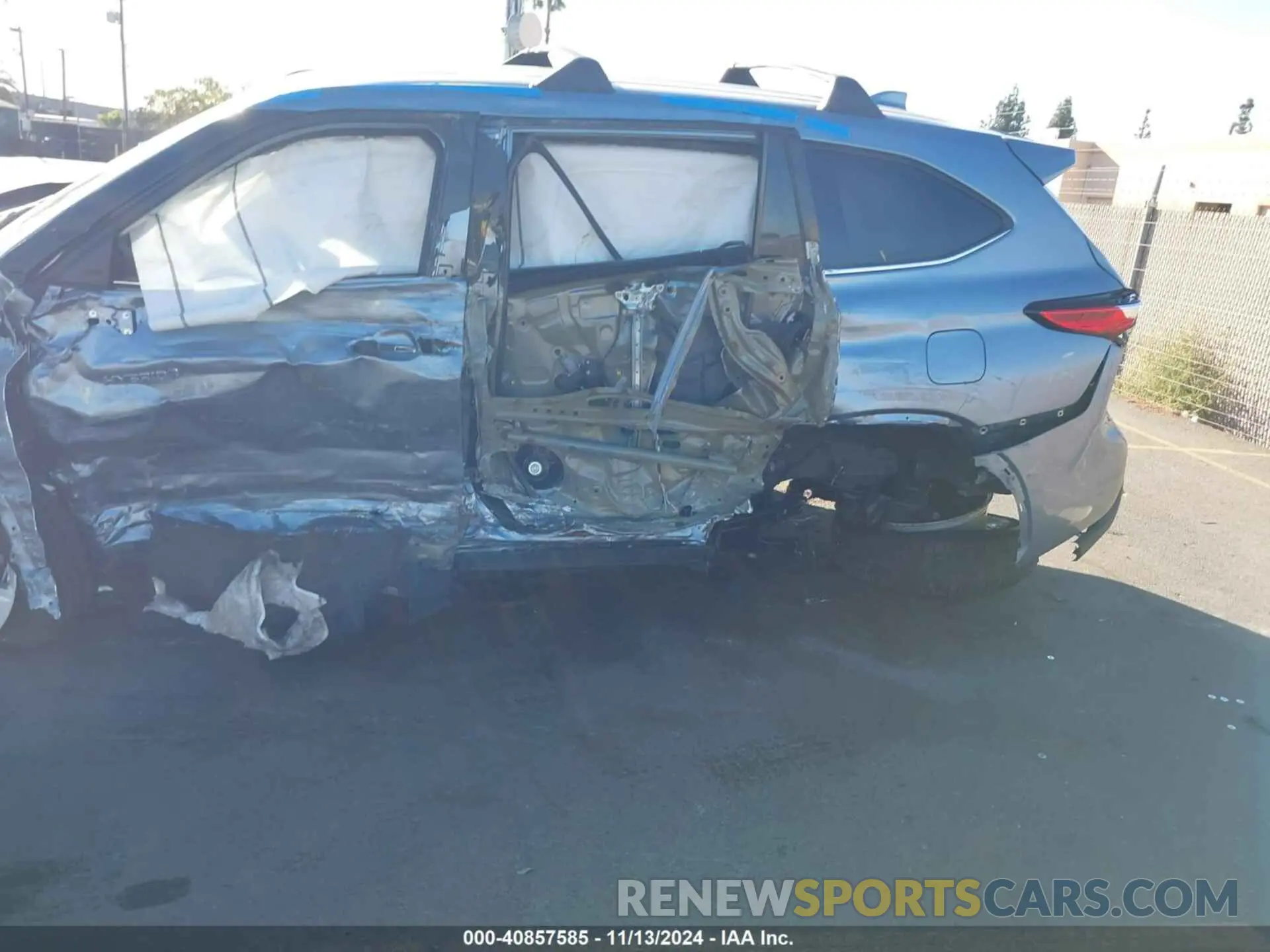 6 fotografías del automóvil dañado 5TDBBRCH3LS004425 TOYOTA HIGHLANDER 2020