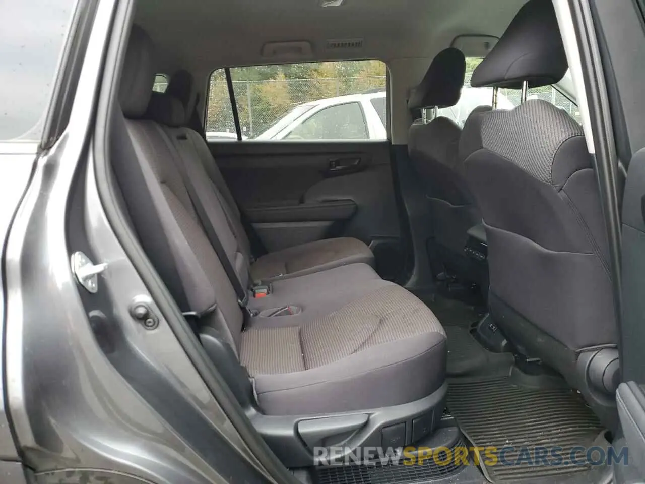 6 fotografías del automóvil dañado 5TDBBRCH7LS511960 TOYOTA HIGHLANDER 2020