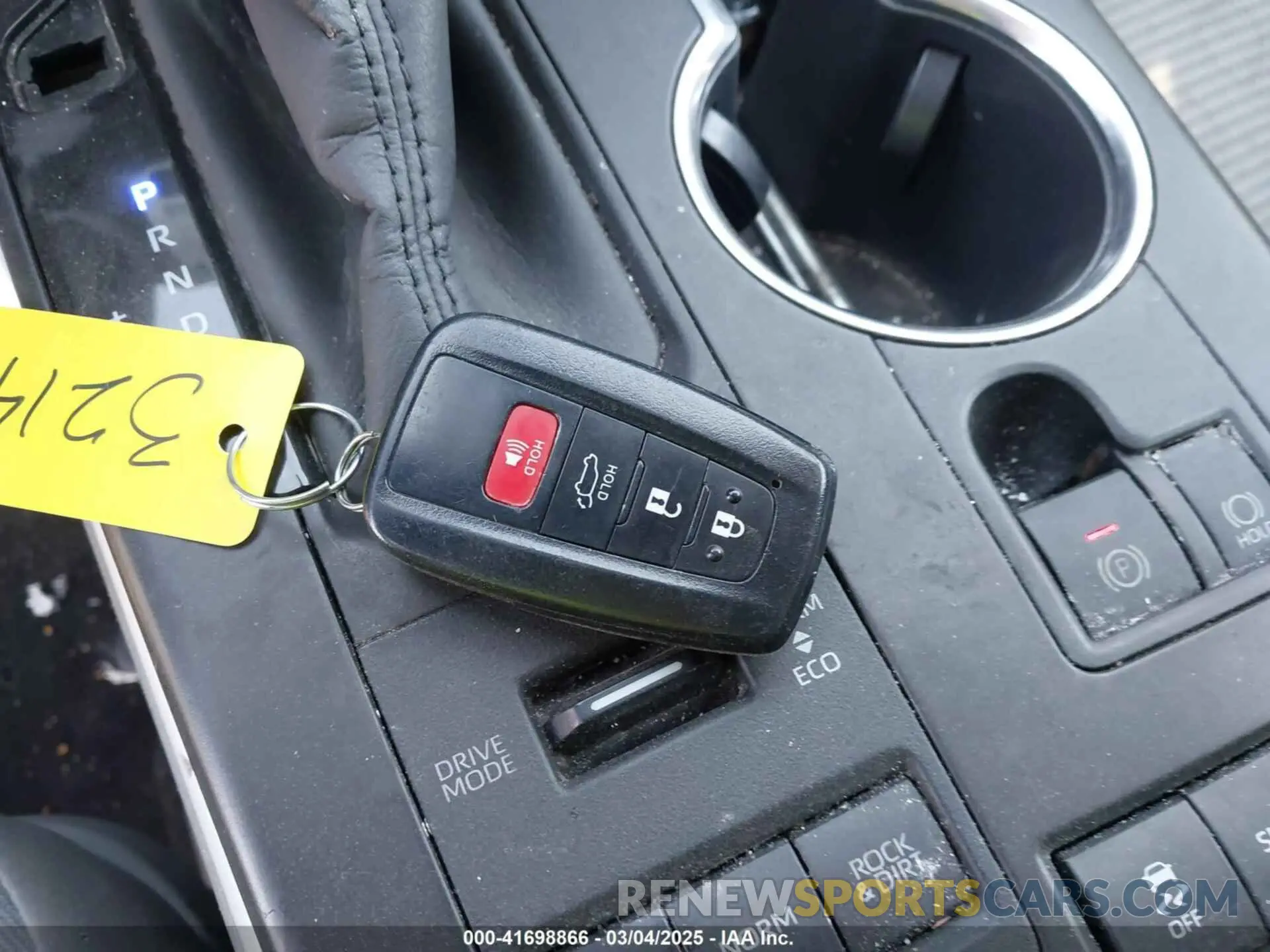 11 fotografías del automóvil dañado 5TDBZRBH4LS512187 TOYOTA HIGHLANDER 2020