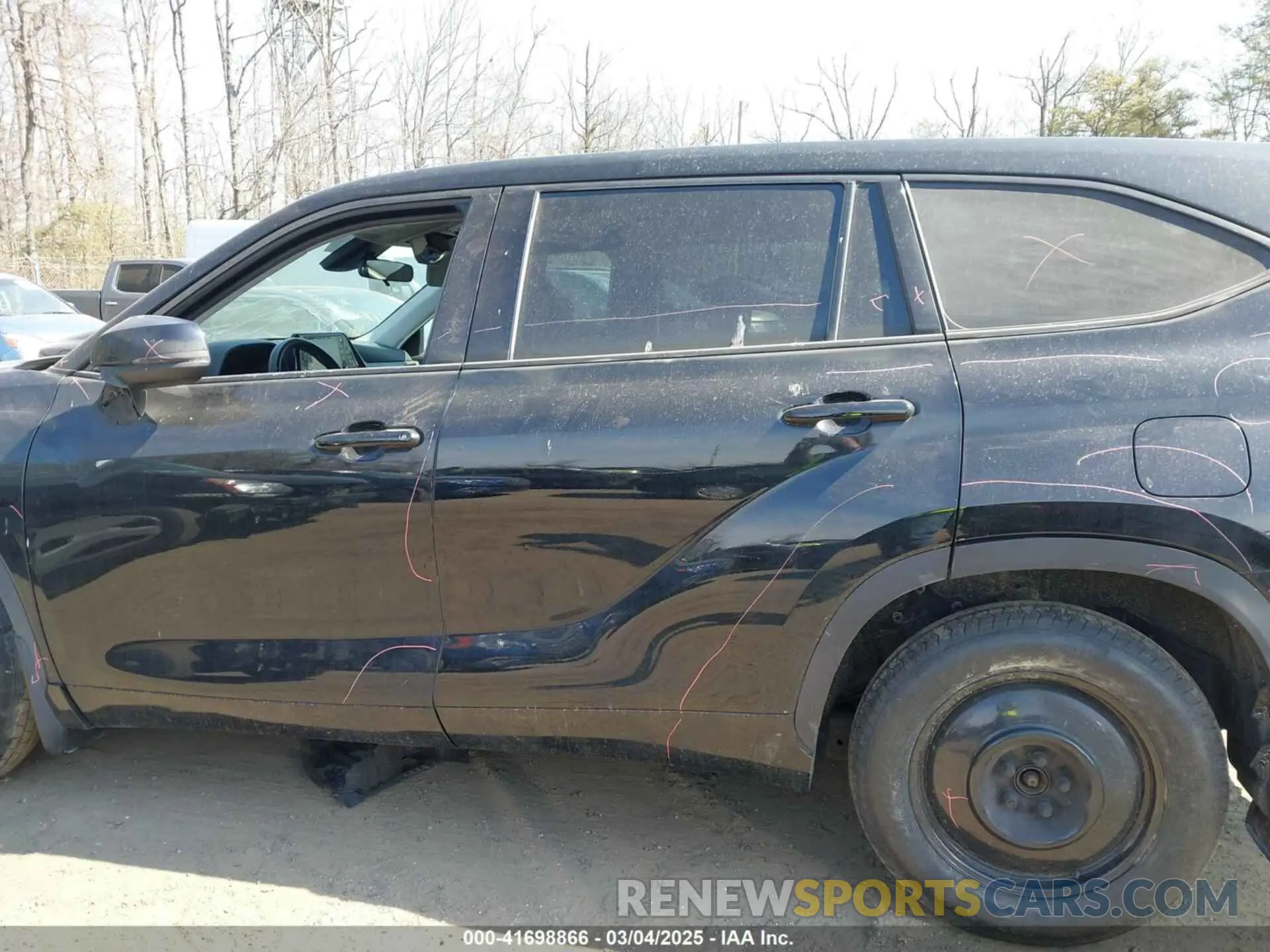 14 fotografías del automóvil dañado 5TDBZRBH4LS512187 TOYOTA HIGHLANDER 2020