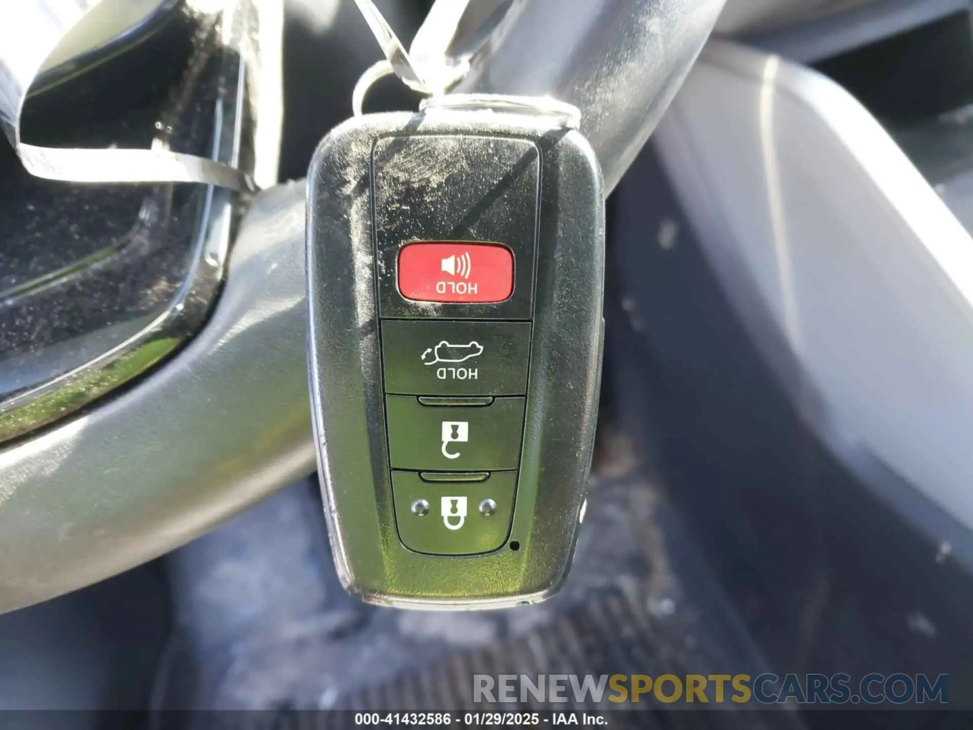 11 fotografías del automóvil dañado 5TDBZRBH5LS511758 TOYOTA HIGHLANDER 2020