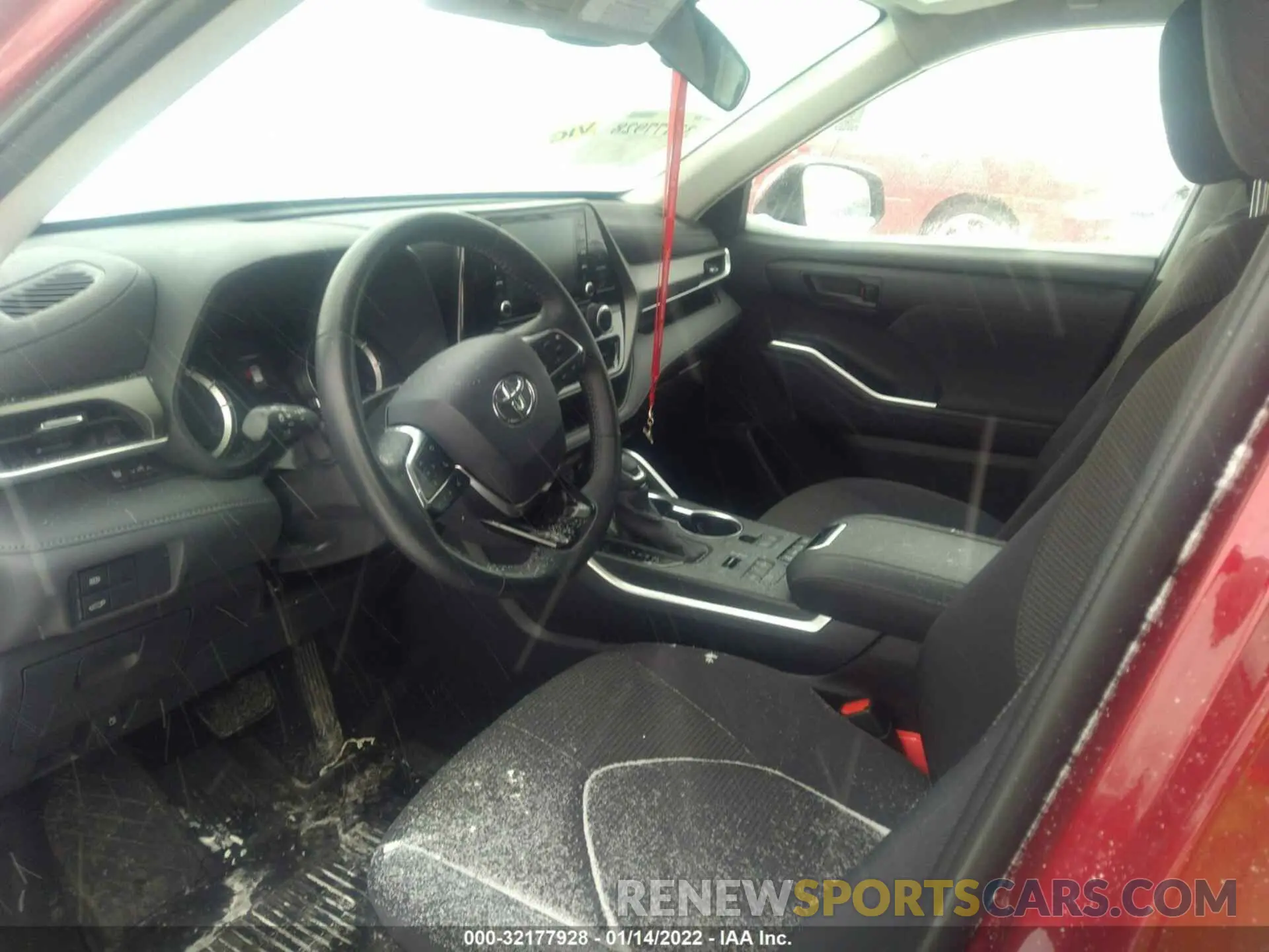 5 fotografías del automóvil dañado 5TDBZRBH6LS512238 TOYOTA HIGHLANDER 2020