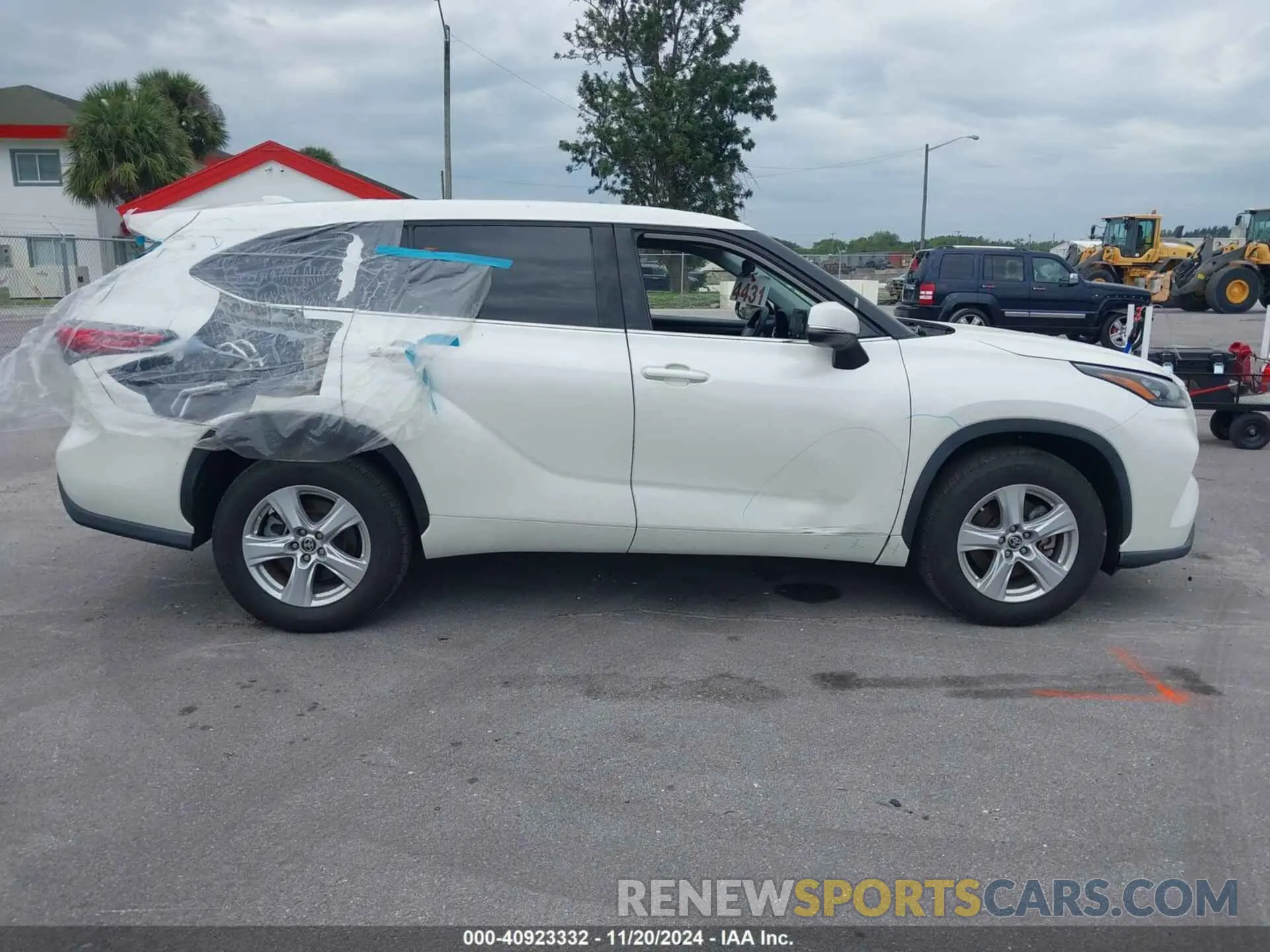 13 fotografías del automóvil dañado 5TDCZRAH2LS502604 TOYOTA HIGHLANDER 2020