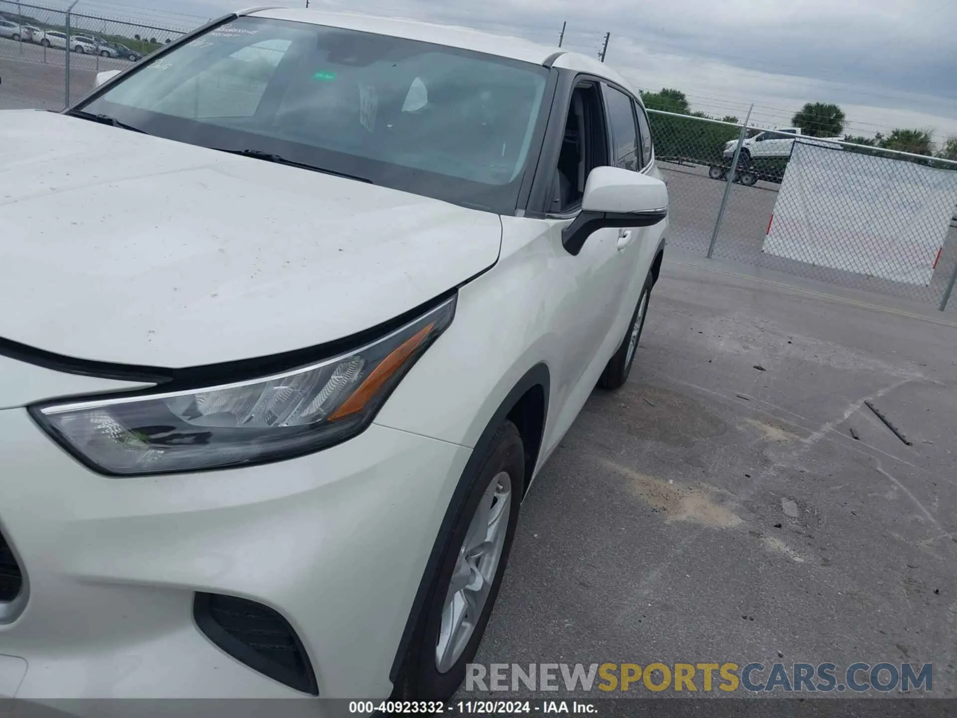 20 fotografías del automóvil dañado 5TDCZRAH2LS502604 TOYOTA HIGHLANDER 2020