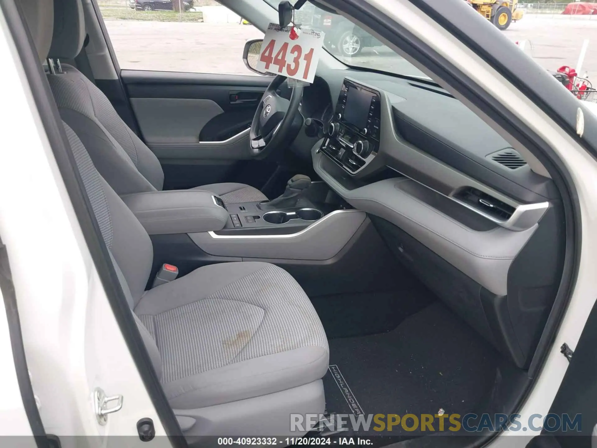 5 fotografías del automóvil dañado 5TDCZRAH2LS502604 TOYOTA HIGHLANDER 2020
