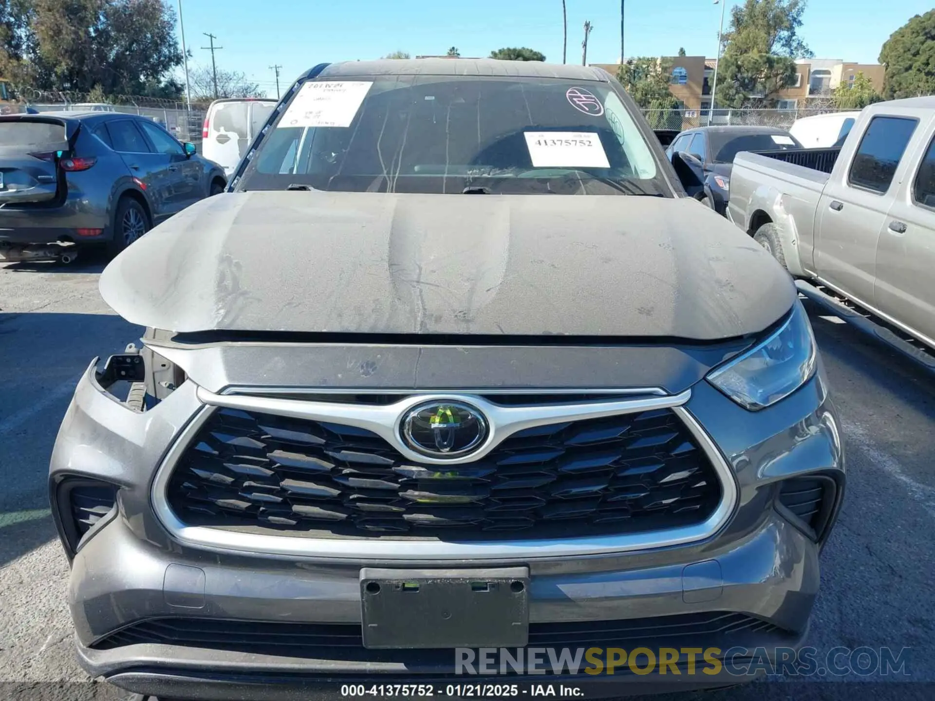 13 fotografías del automóvil dañado 5TDCZRAH4LS505911 TOYOTA HIGHLANDER 2020
