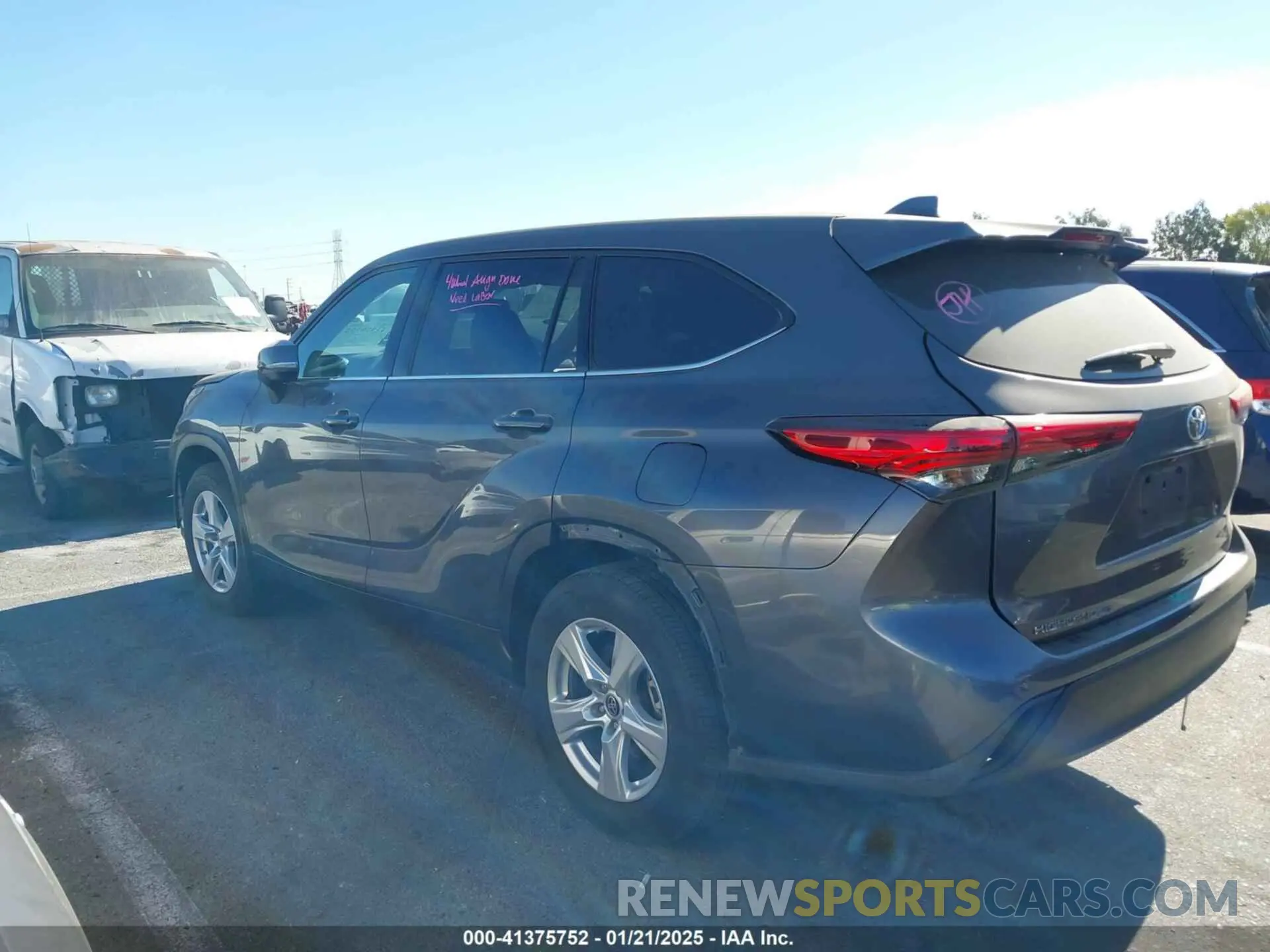 15 fotografías del automóvil dañado 5TDCZRAH4LS505911 TOYOTA HIGHLANDER 2020