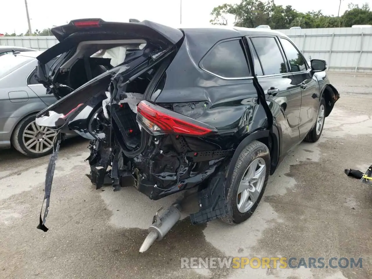 4 fotografías del automóvil dañado 5TDCZRAH5LS502497 TOYOTA HIGHLANDER 2020